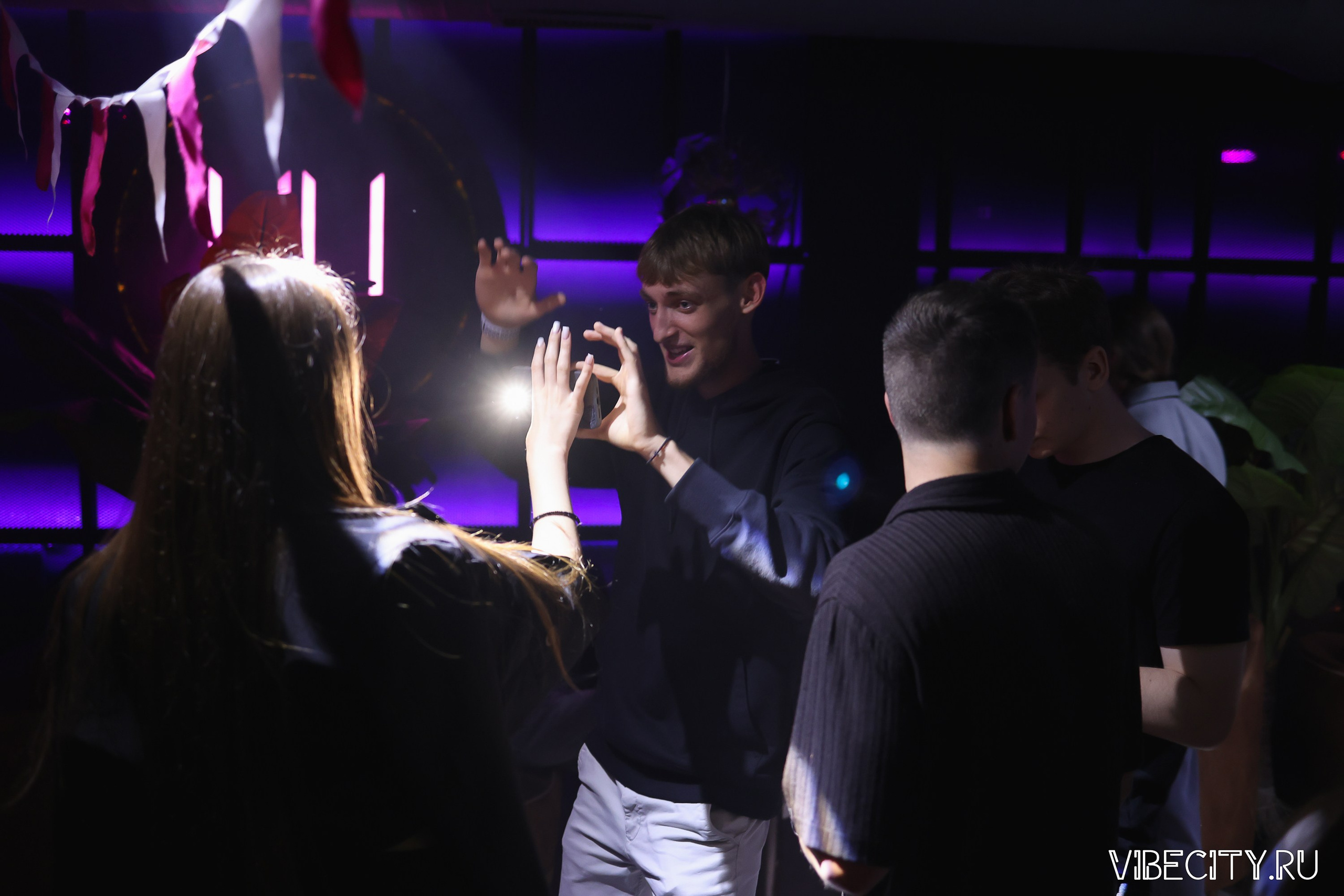 DOUBLE U. VIBECITY.RU Вайб Сити Ру Фоторепортажи Фотоотчеты Калининград