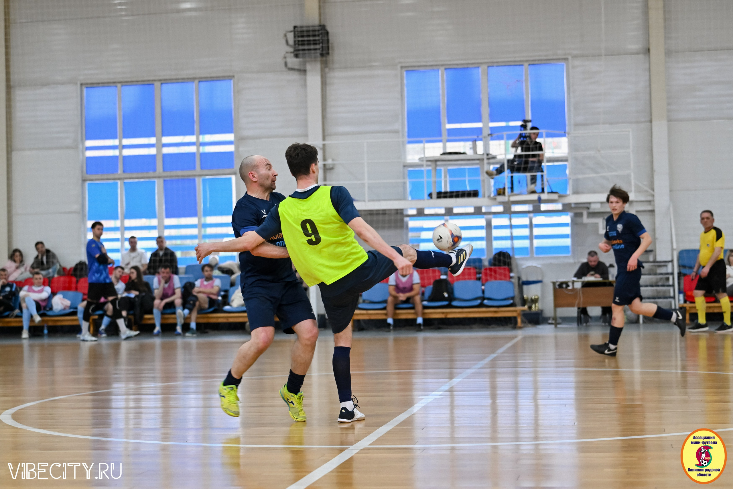 8 тур Корпоративной Бизнес-Лиги по футзалу. VIBECITY.RU Вайб Сити Ру Фоторепортажи Фотоотчеты Калининград
