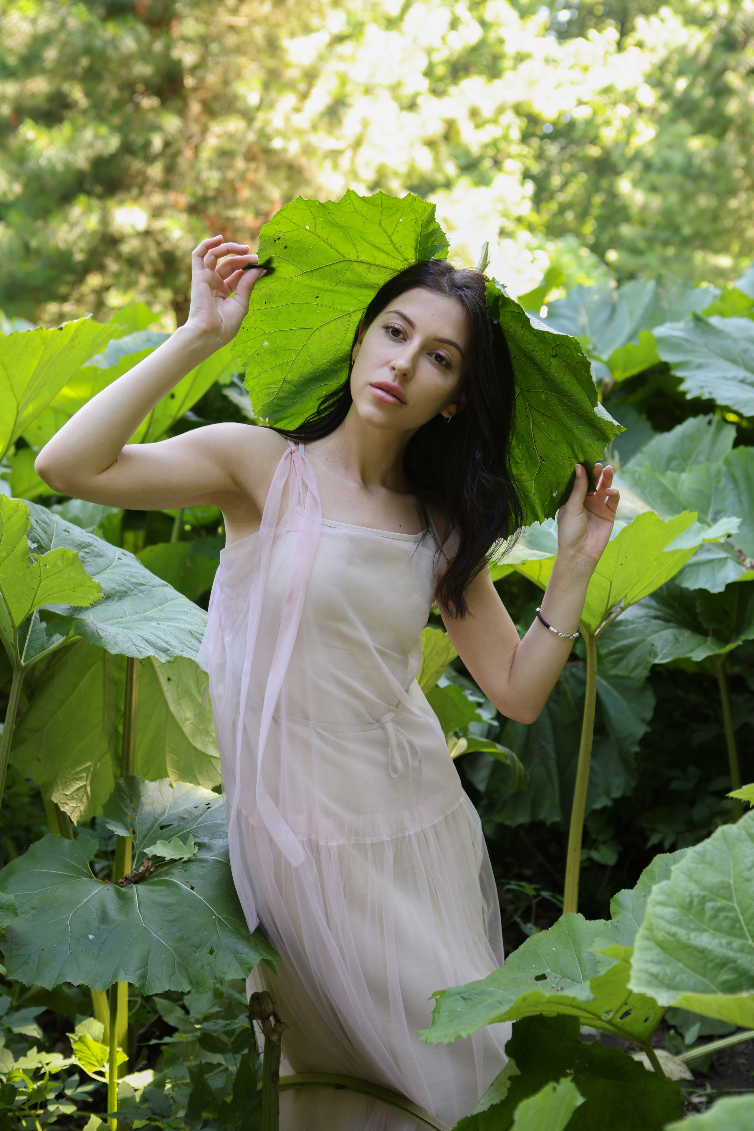 Слиться с природой, уйти от рутины. Reportage, architectural, fine art photographer Lena Melnikova in Moscow