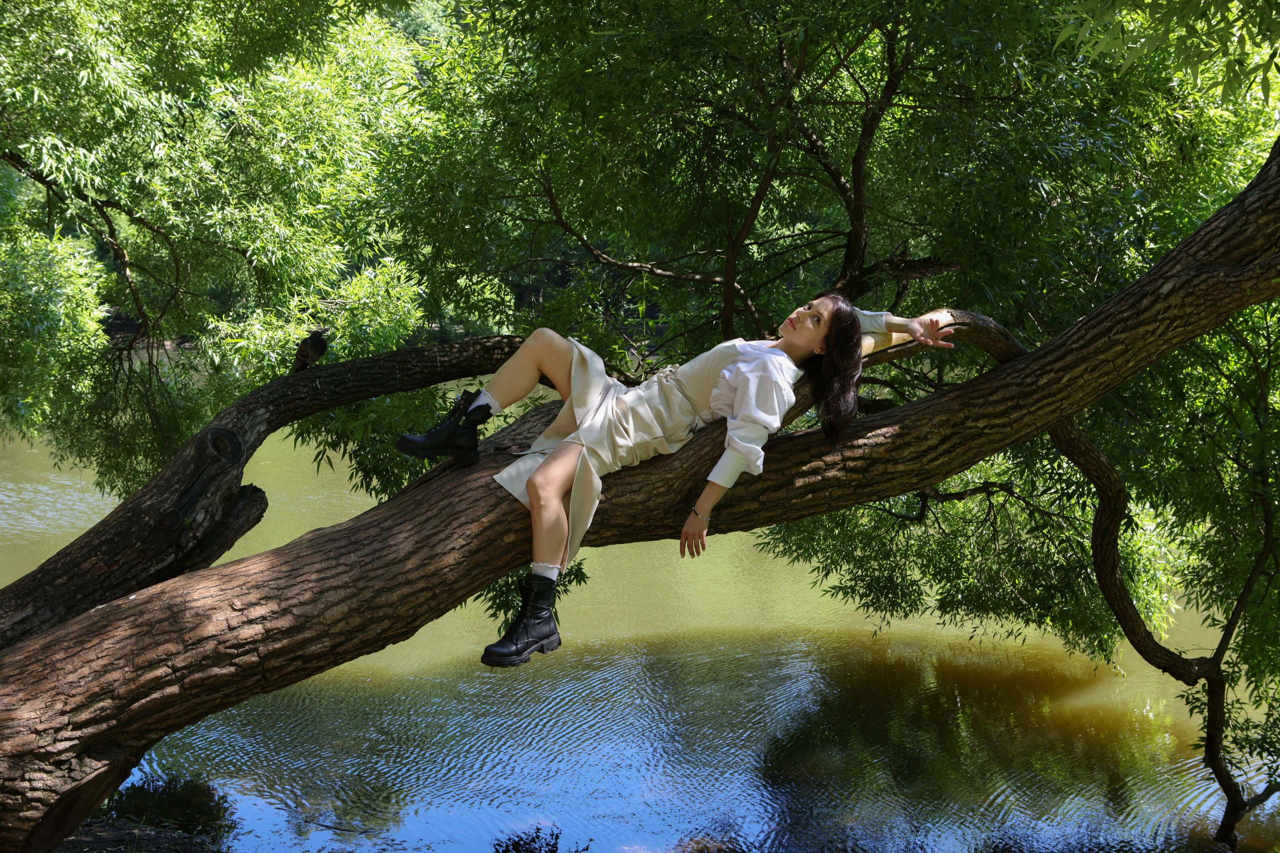 Слиться с природой, уйти от рутины. Reportage, architectural, fine art photographer Lena Melnikova in Moscow