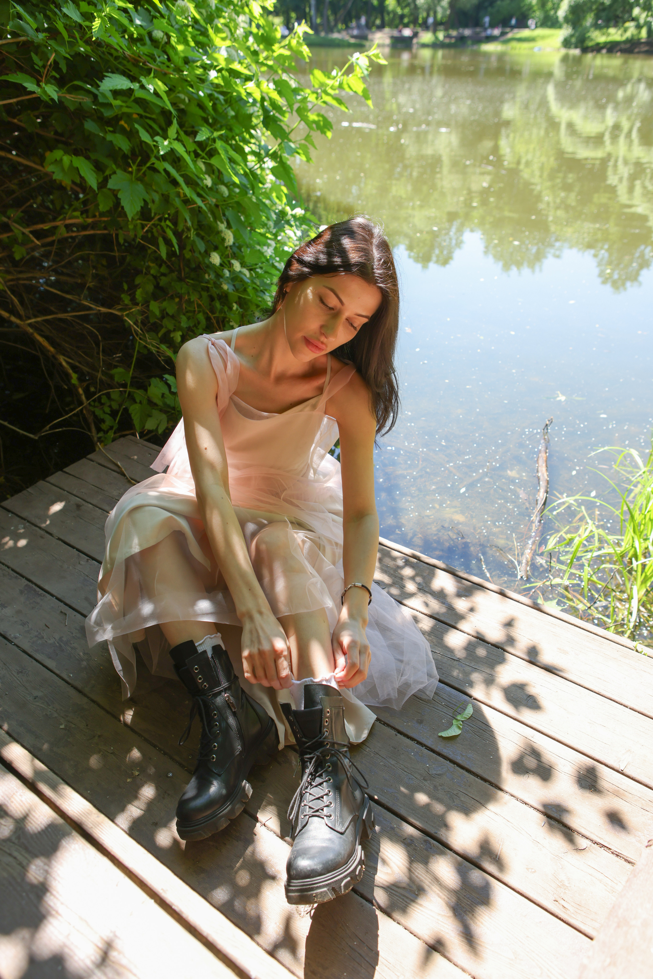 Слиться с природой, уйти от рутины. Reportage, architectural, fine art photographer Lena Melnikova in Moscow