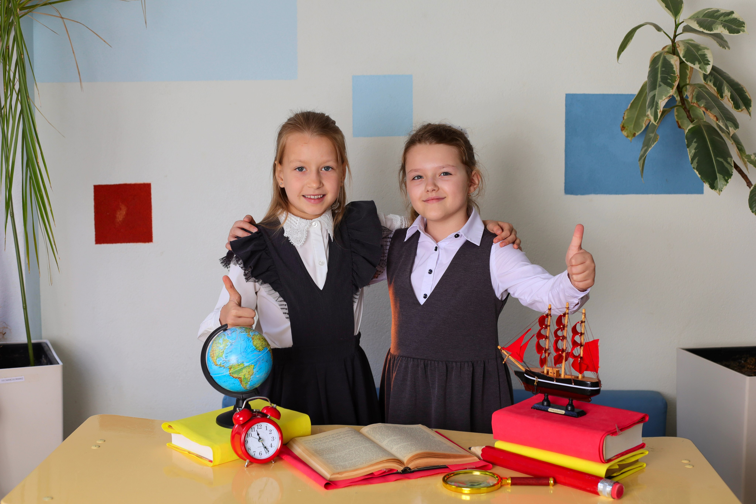 Фотосет 1-4 класс. Выпускные альбомы в Таганроге и Ростовской Области