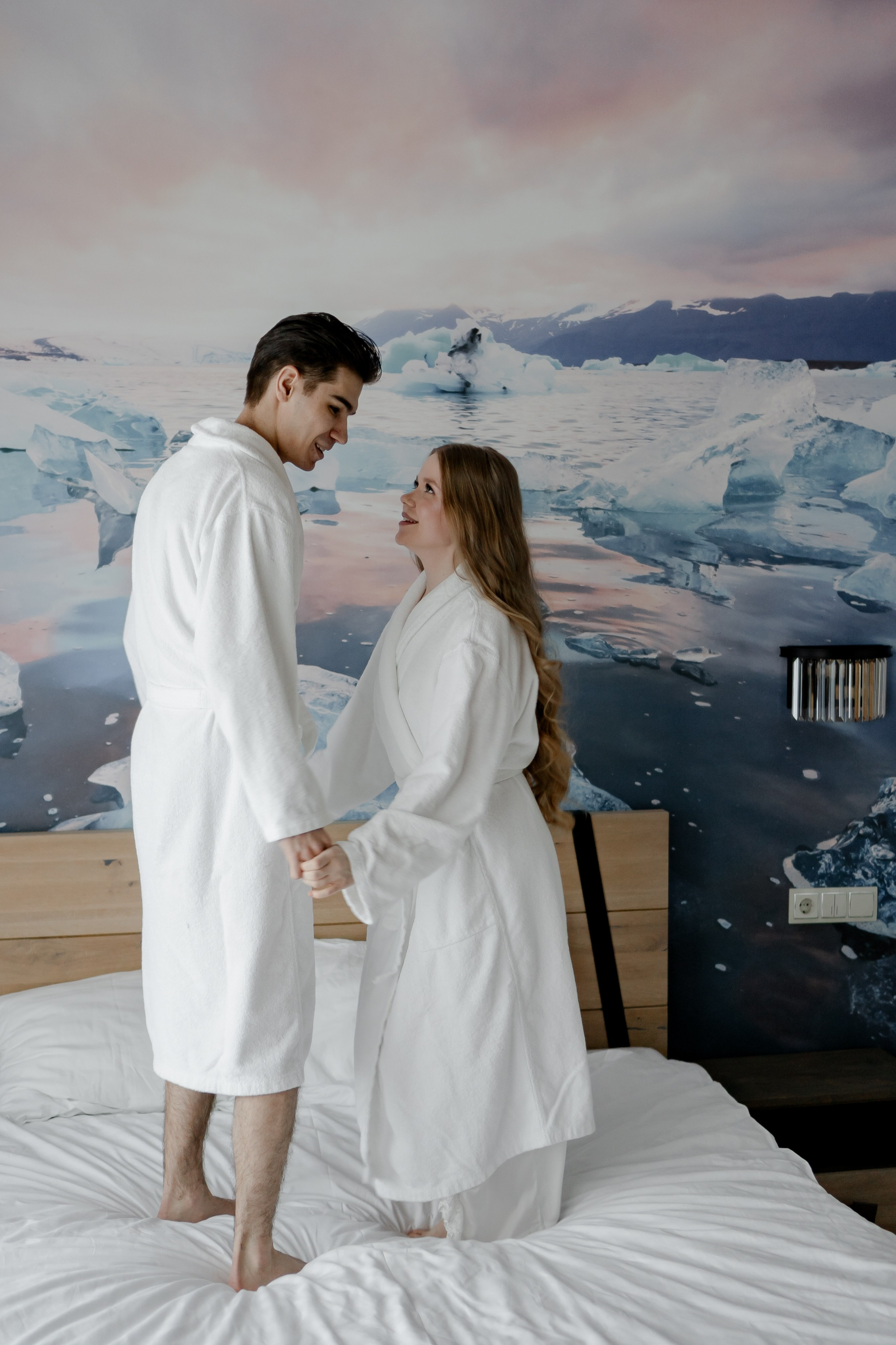 СВАДЕБНАЯ СЬЕМКА СБОРОВ В ОТЕЛЕ И ВЫЕЗД НА ЦЕРЕМОНИЮ (СНЯТО В СИБИРЕ В НИЖНЕВАРТОВСКЕ). Профессиональный фотограф, Санкт-Петербург — Виктория Богомолова