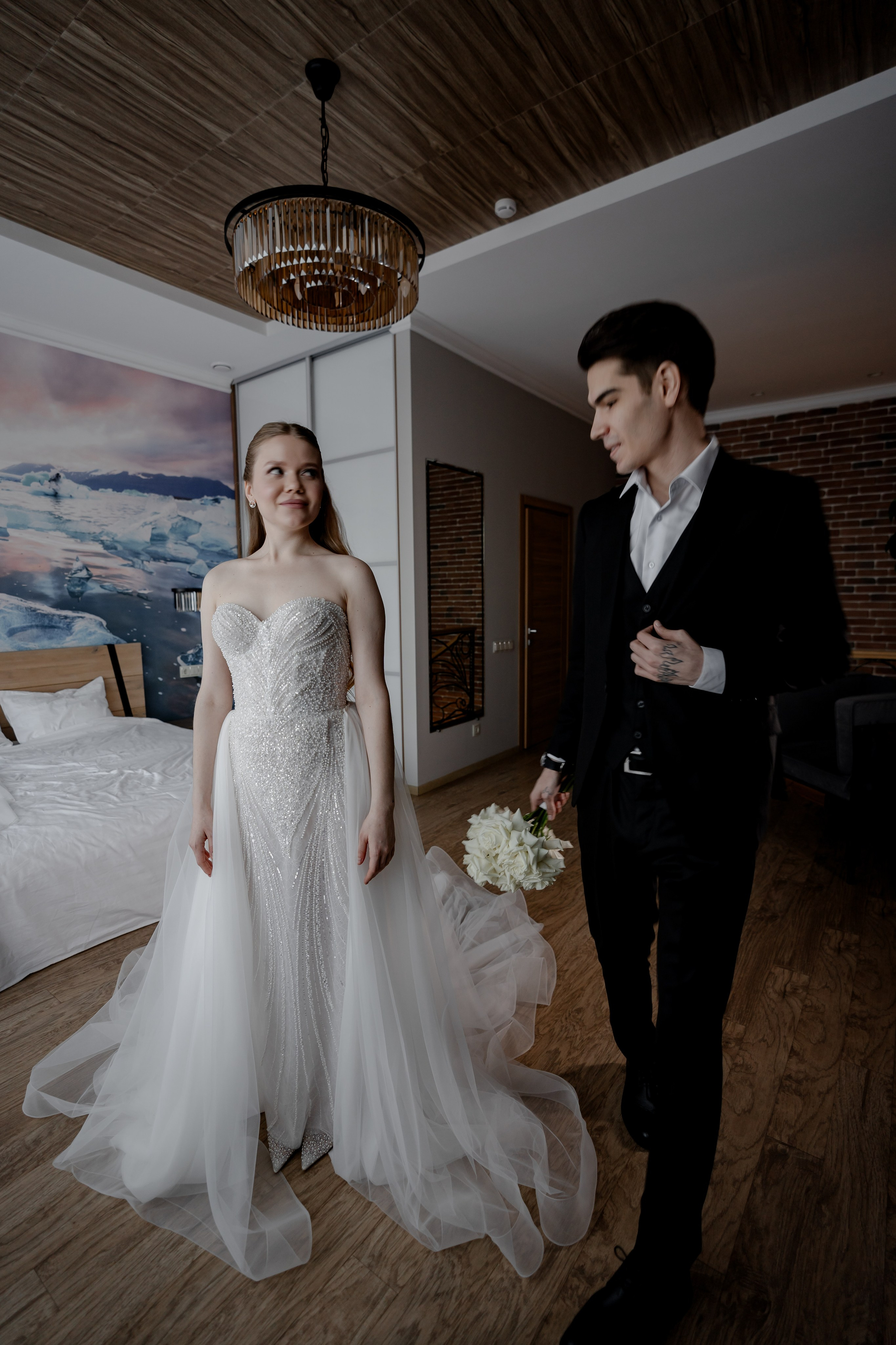 СВАДЕБНАЯ СЬЕМКА СБОРОВ В ОТЕЛЕ И ВЫЕЗД НА ЦЕРЕМОНИЮ (СНЯТО В СИБИРЕ В НИЖНЕВАРТОВСКЕ). Профессиональный фотограф, Санкт-Петербург — Виктория Богомолова