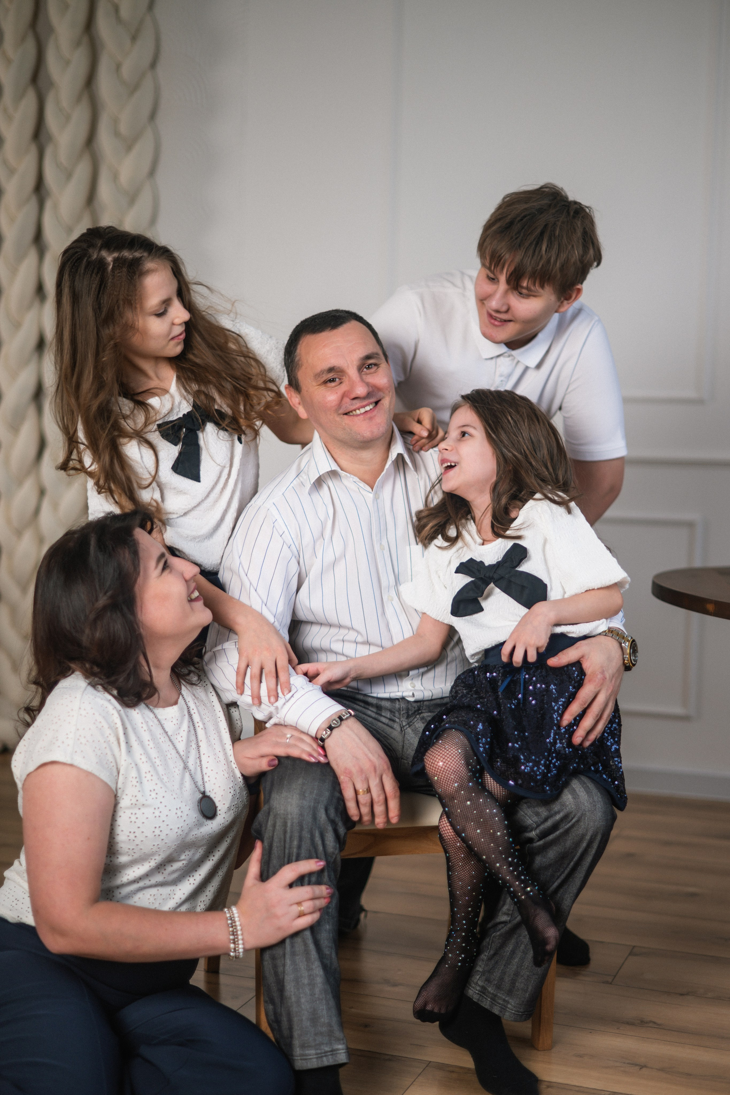 Семейная Фотосессия. Я Ольга Казанцева, фотографирую снимаю ваши киноистории и печатаю фото и цифровые портреты на холсте