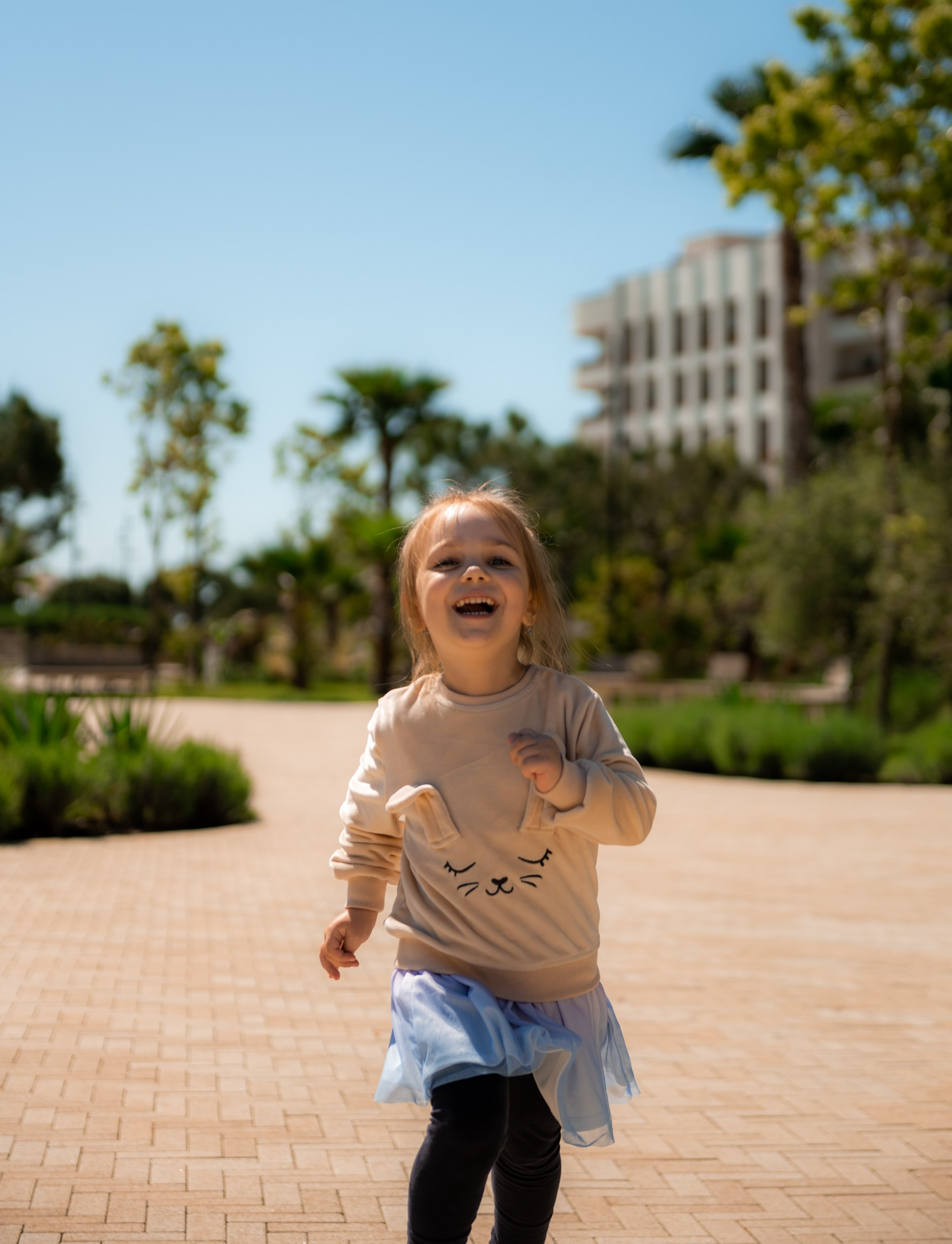 Май — это маленькая жизнь!. Свадебный и семейный фотограф София Невская