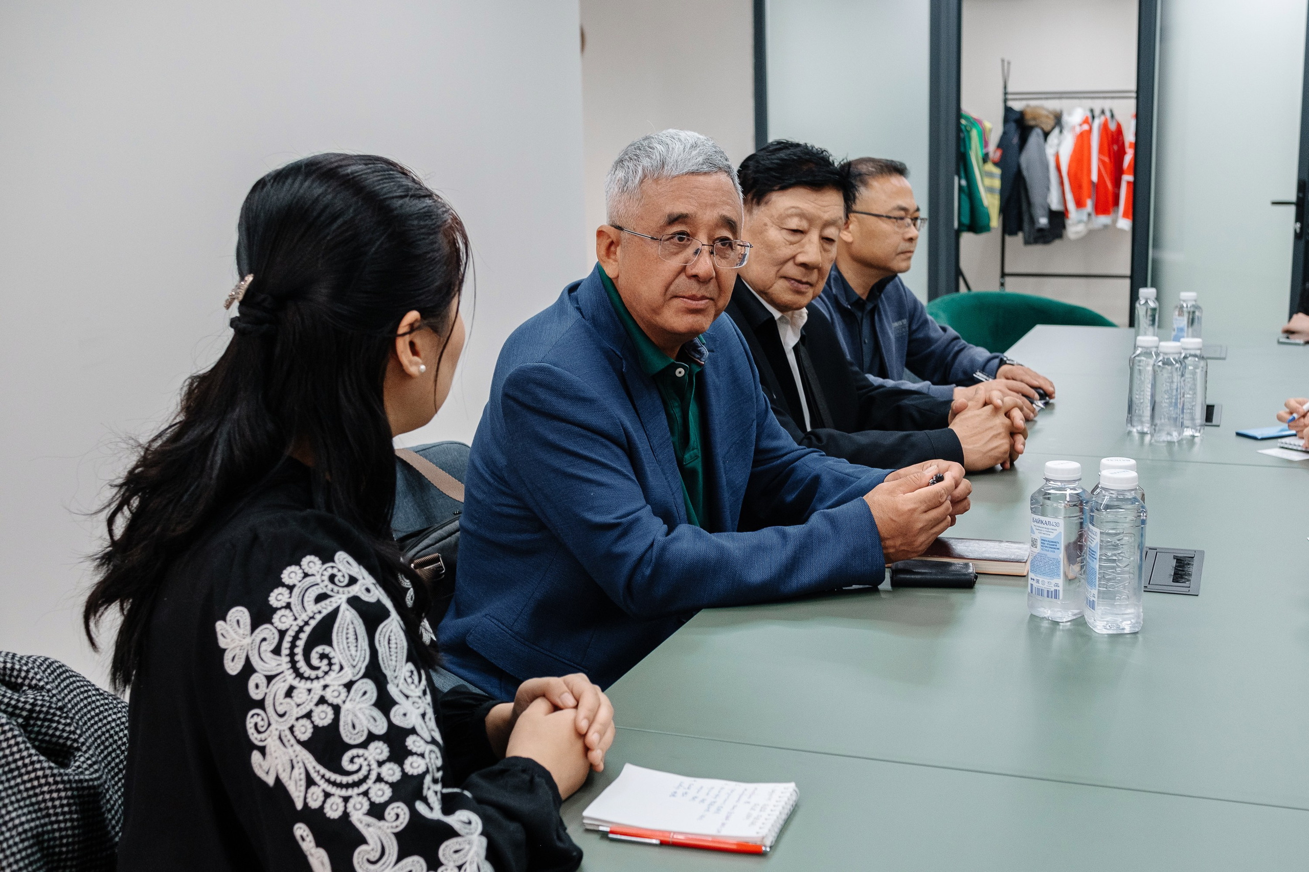 Делегация Китая в Ивановской текстильной компании