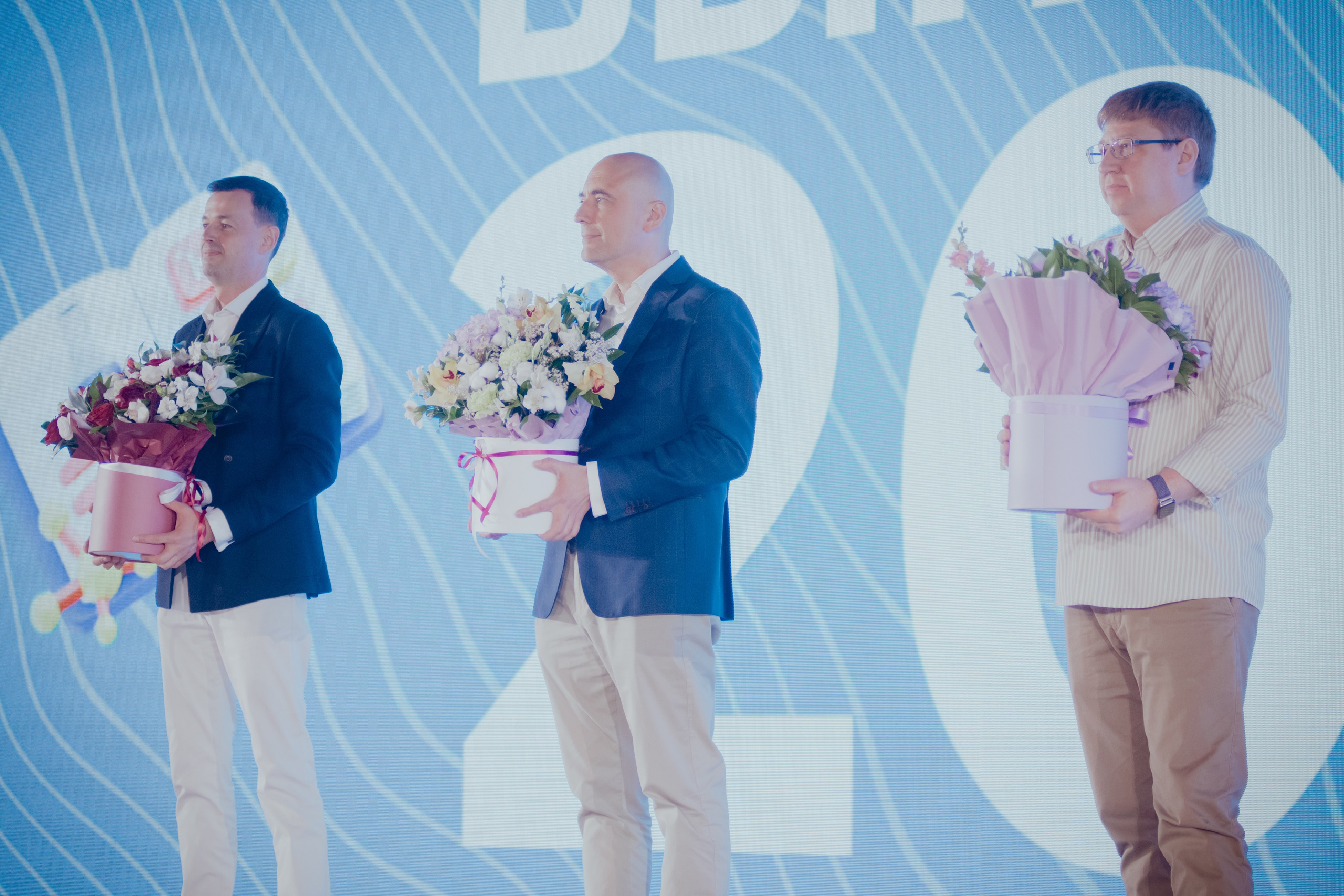 Выпускной 2025 ГБОУ г. Москвы «Школа № 1329». Фотограф и оператор в Москве Елизавета Коргалидзе