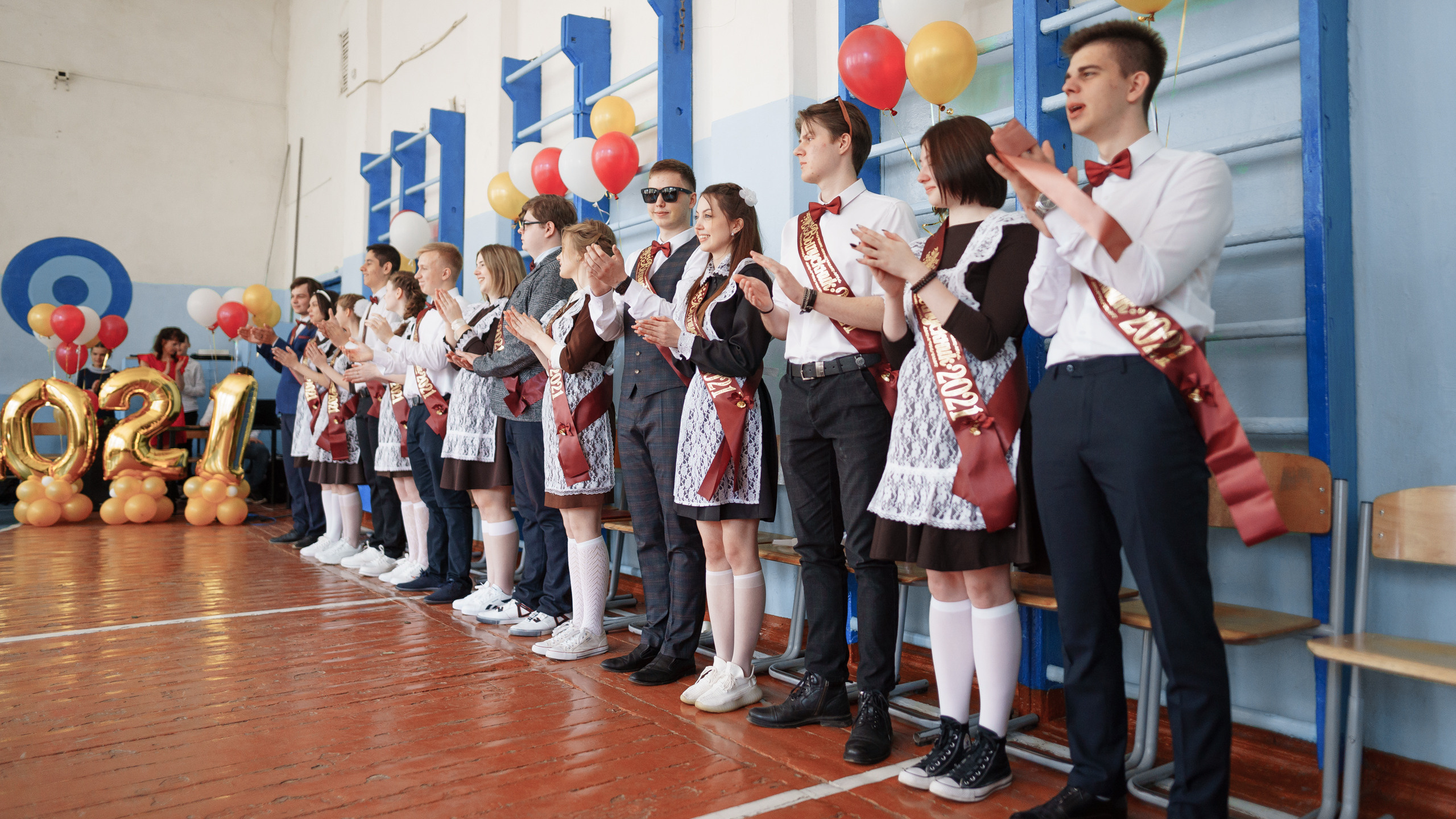 Последний звонок в гимназии № 7 в Торжке 2021. Павленко Дмитрий фотограф и видеограф в Торжке