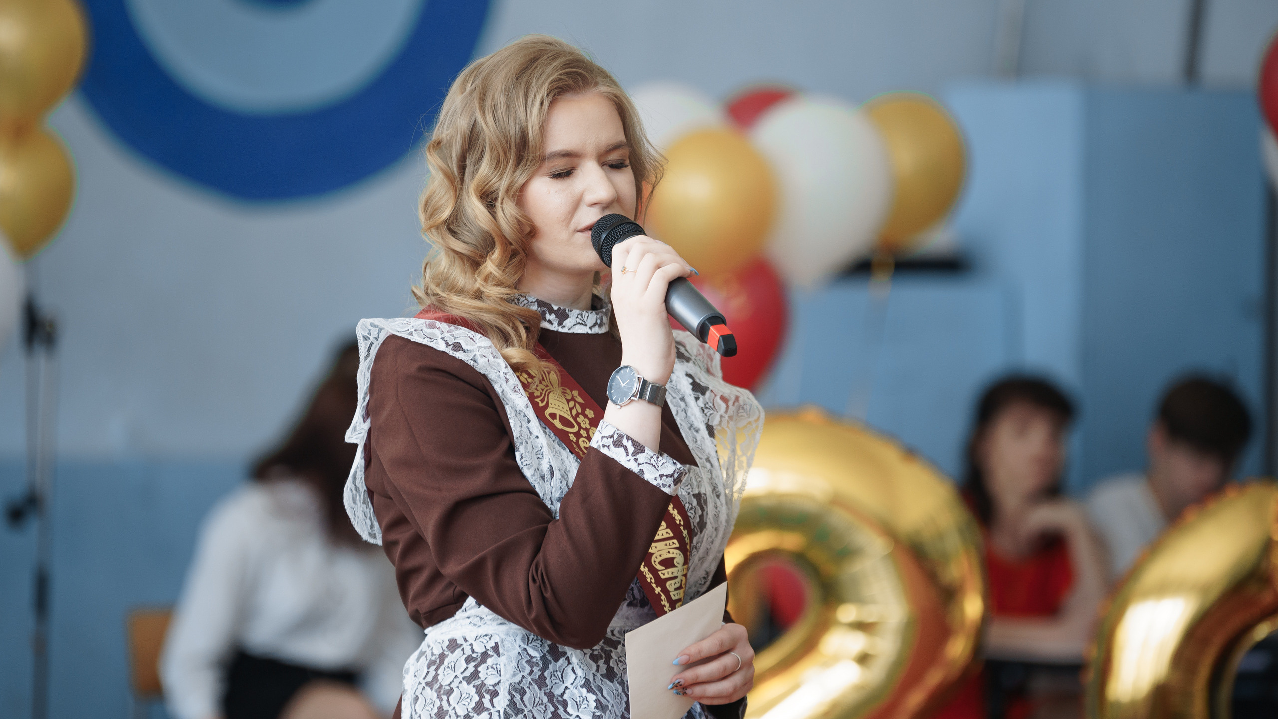 Последний звонок в гимназии № 7 в Торжке 2021. Павленко Дмитрий фотограф и видеограф в Торжке