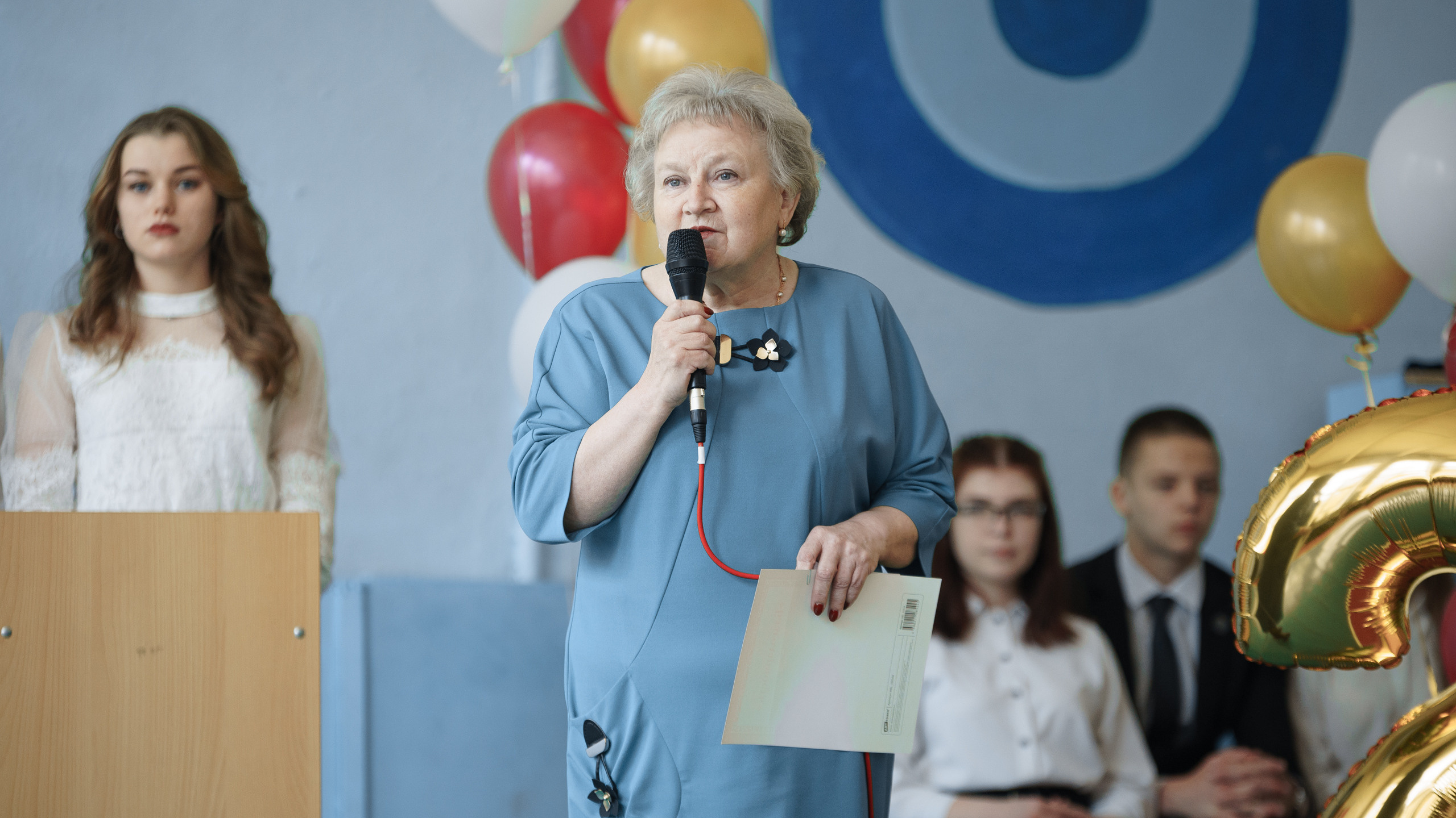 Последний звонок в гимназии № 7 в Торжке 2021. Павленко Дмитрий фотограф и видеограф в Торжке