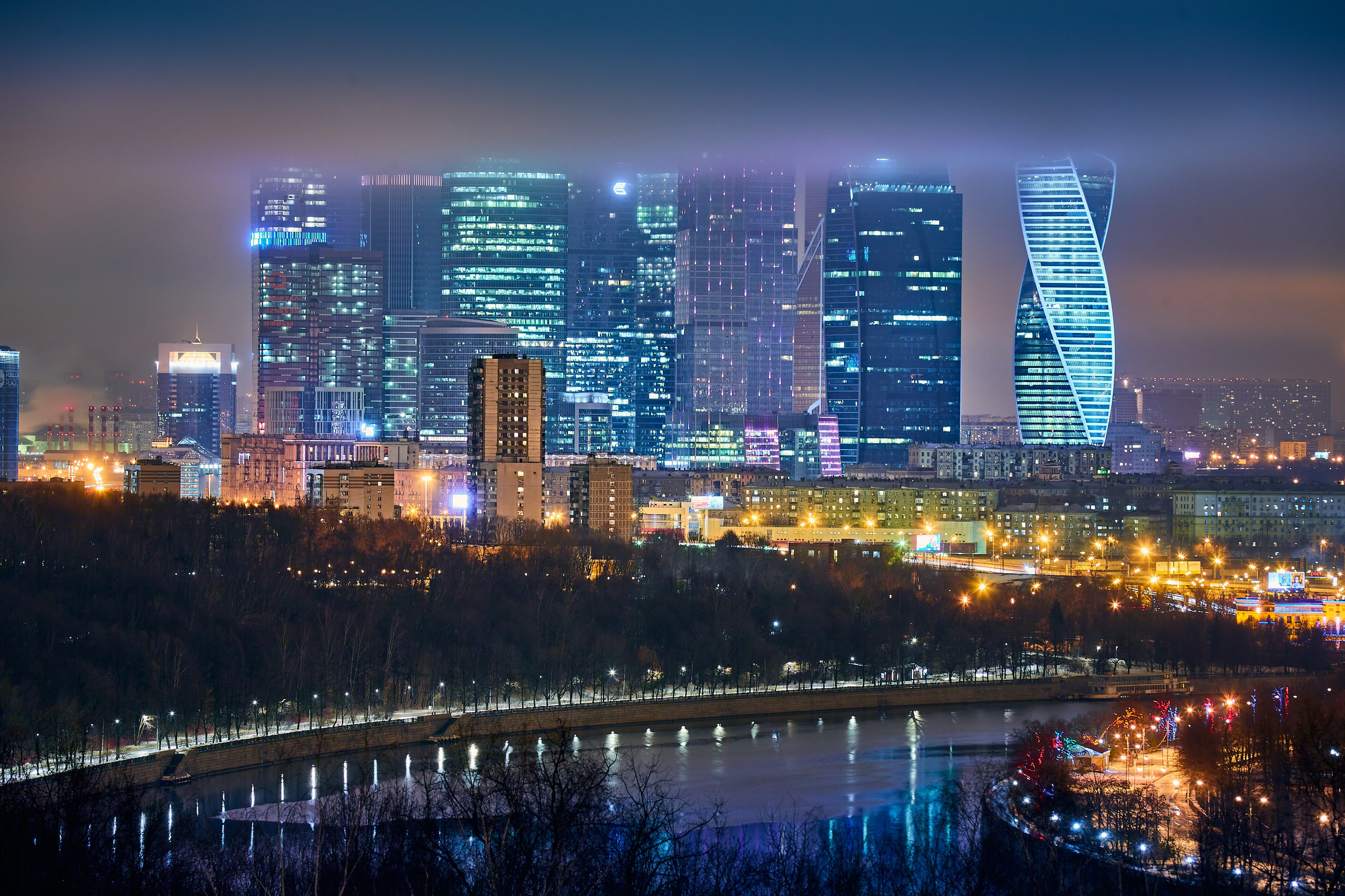 SITY. DMITRY MOISEENKO — фотограф, художник, топ-стилист