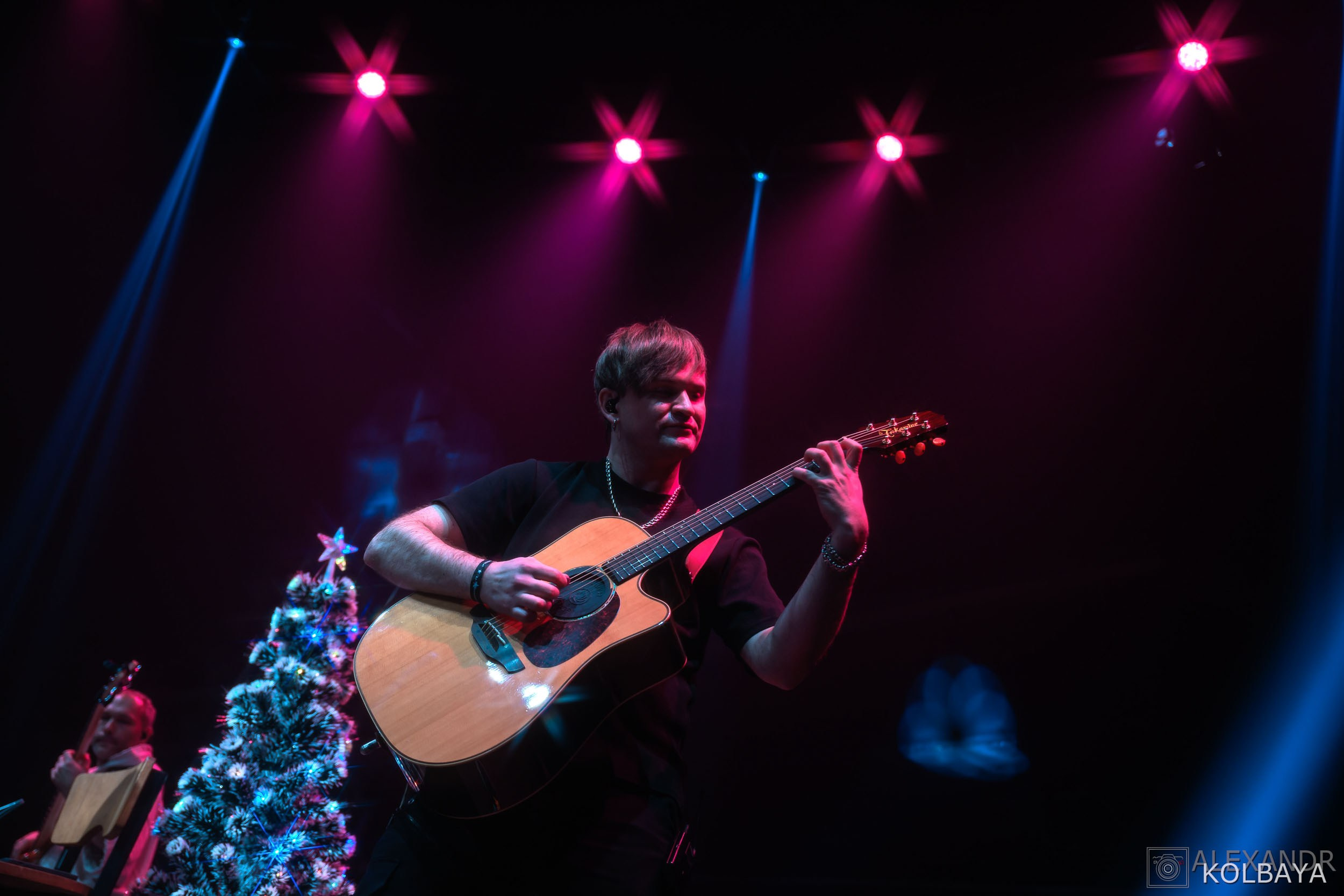 Фоторепортаж с Метал-Елки 2026. Концертный и театральный репортажный фотограф в Москве Александр Колбая