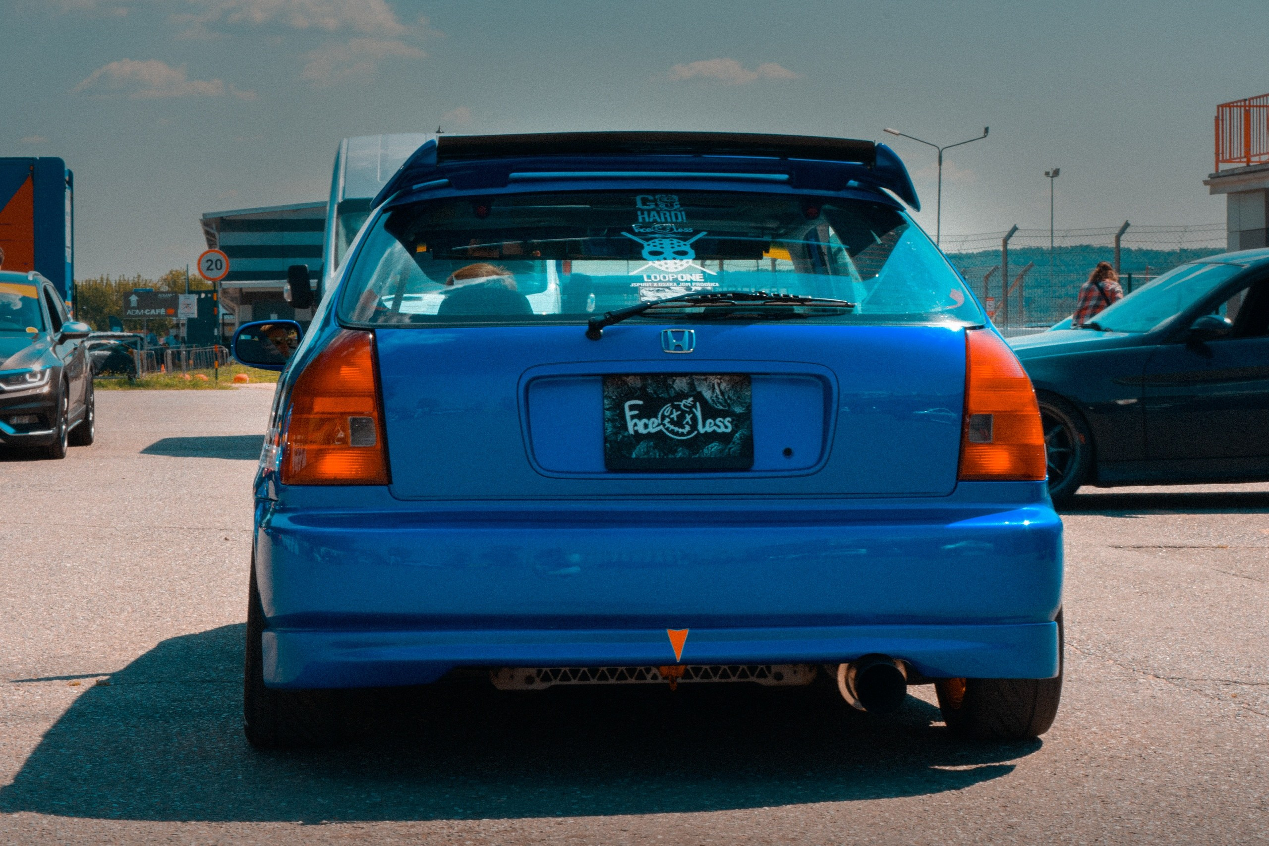 Auto. Фотограф Евгения Саботаж в г. Москва