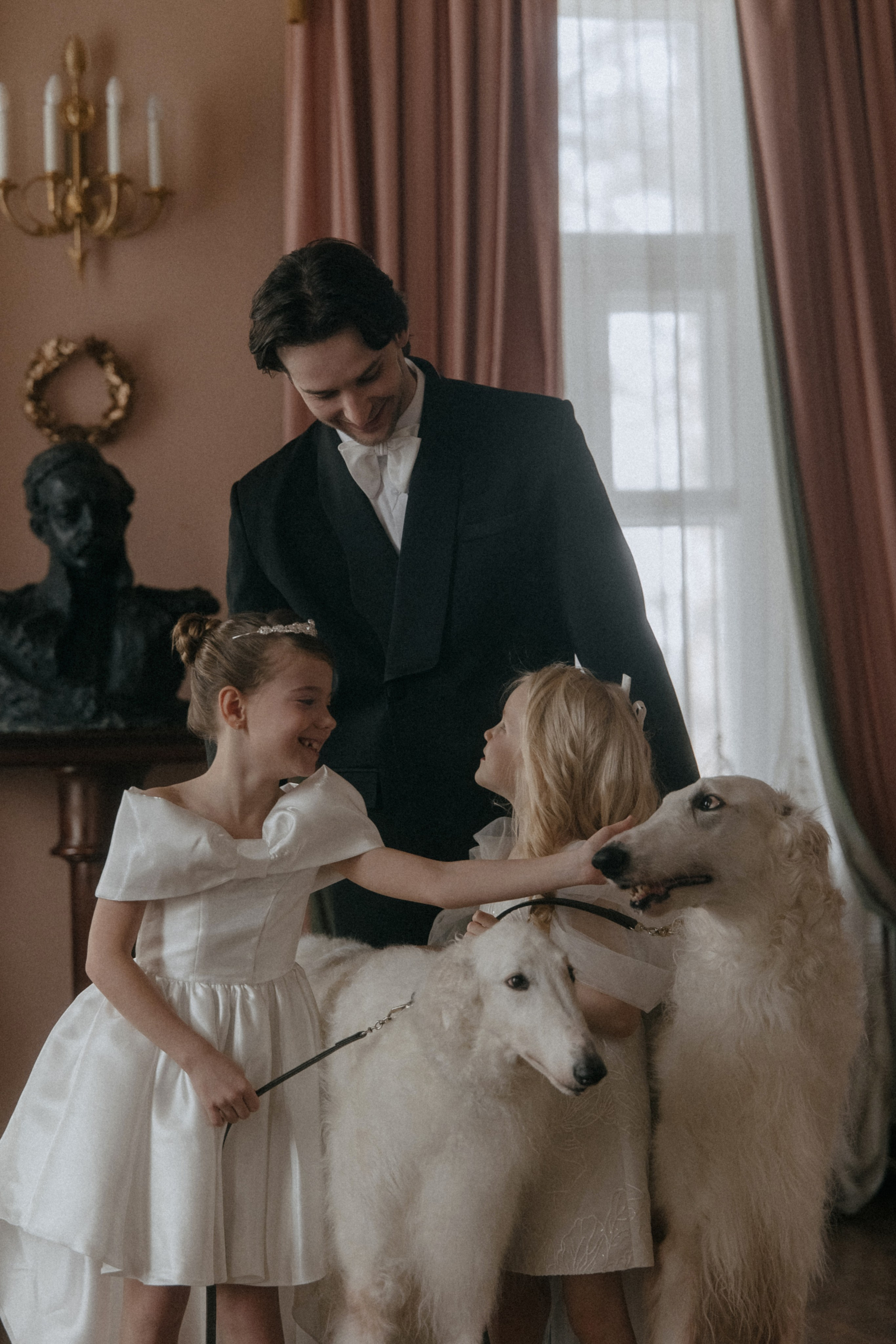 Свадебная фотосъемка в Середниково. Свадебный фотограф Москва