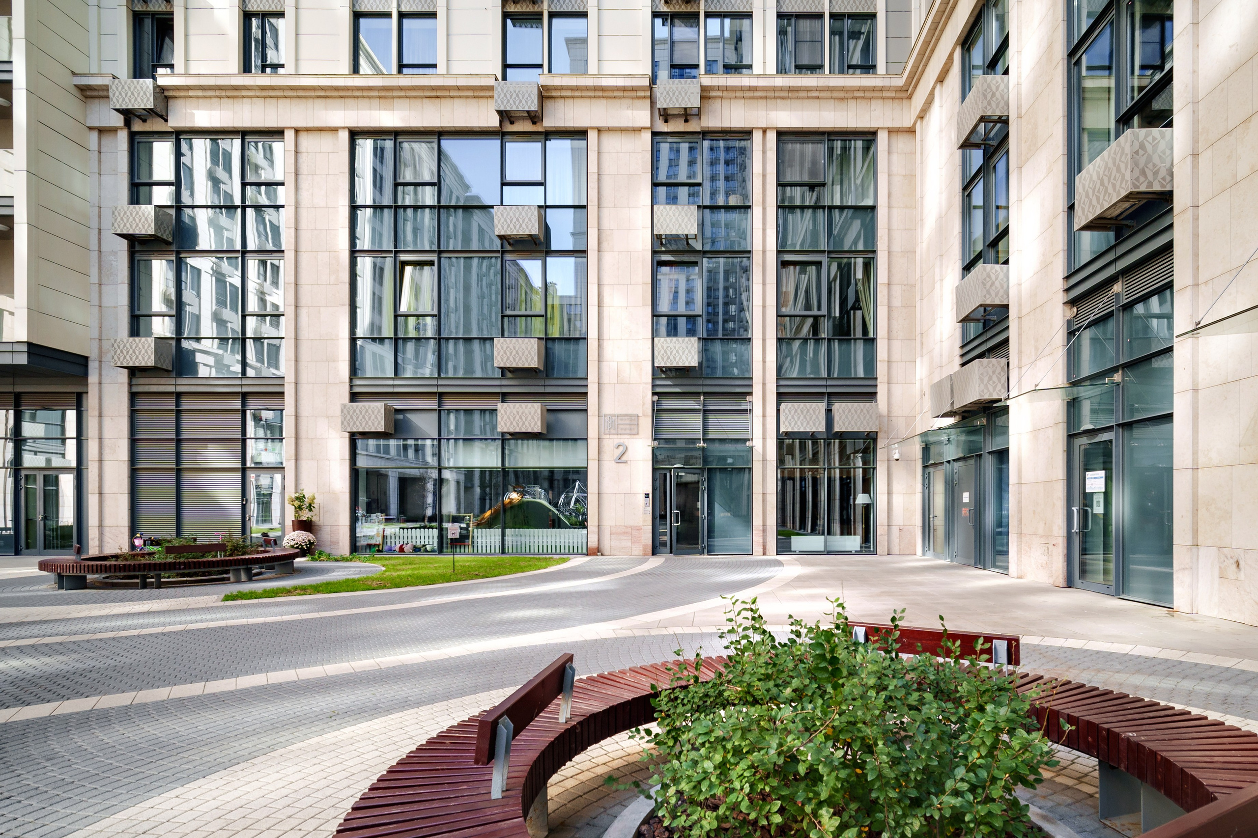 Фотосъемка фасадов зданий и прилегающей территории. Интерьерный и архитектурный фотограф в Москве Панова Ольга