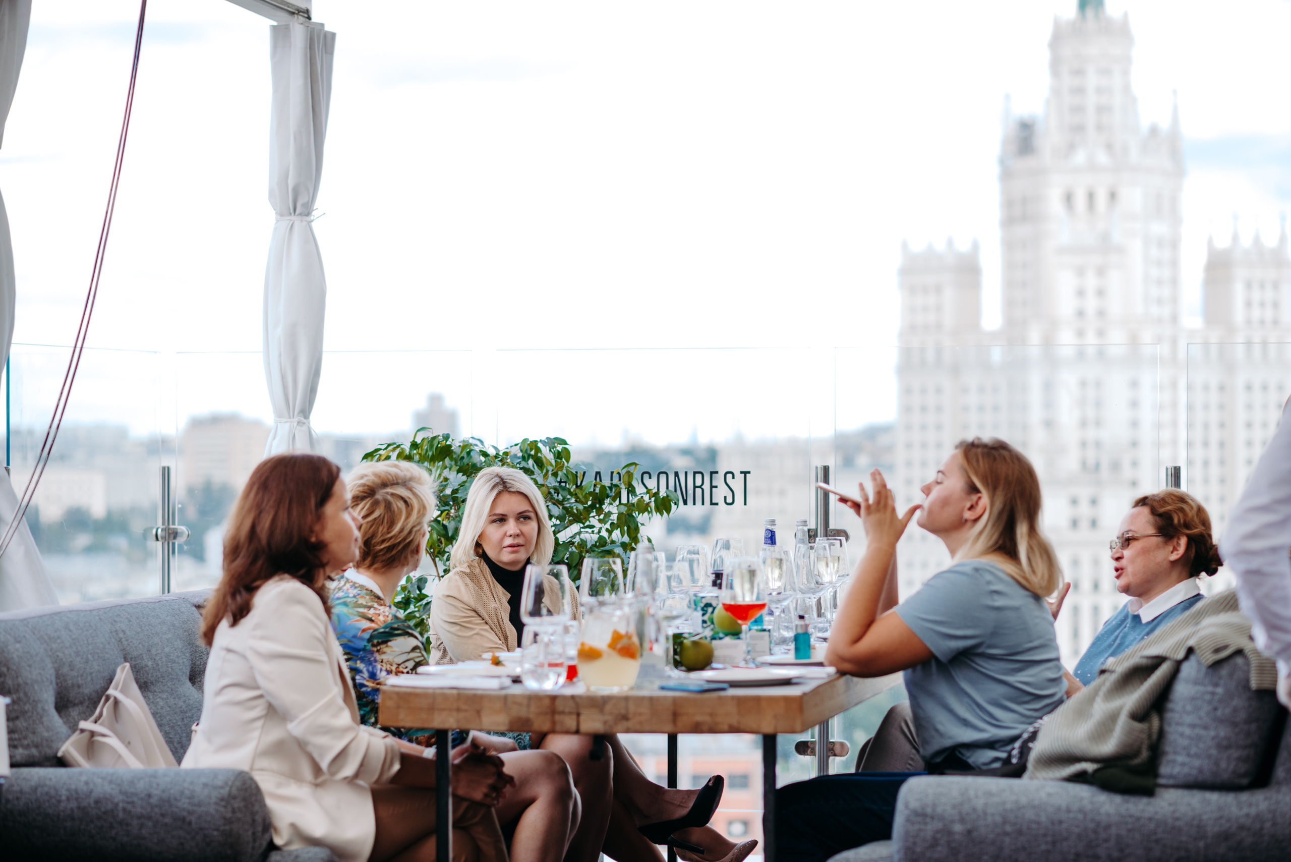 Юбилей Академия Научной Красоты. Фотограф в Москве Илья Максимов