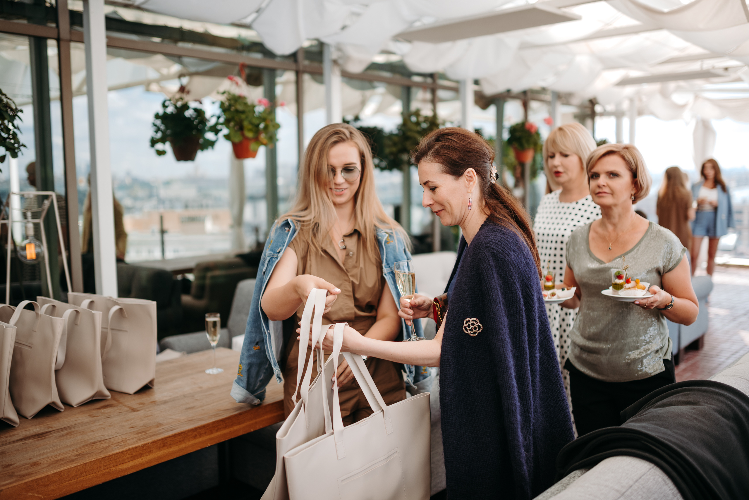 Юбилей Академия Научной Красоты. Фотограф в Москве Илья Максимов