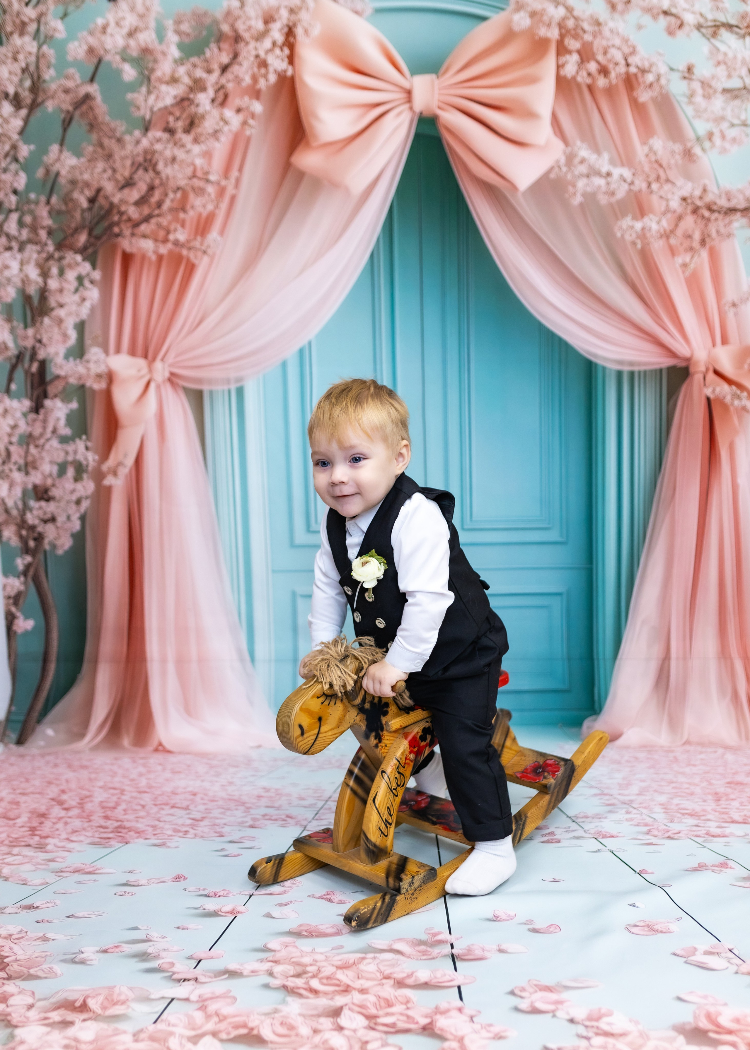 Розовый бант. Фотограф новорожденных. Детский и семейный фотограф Марьяна Юдина