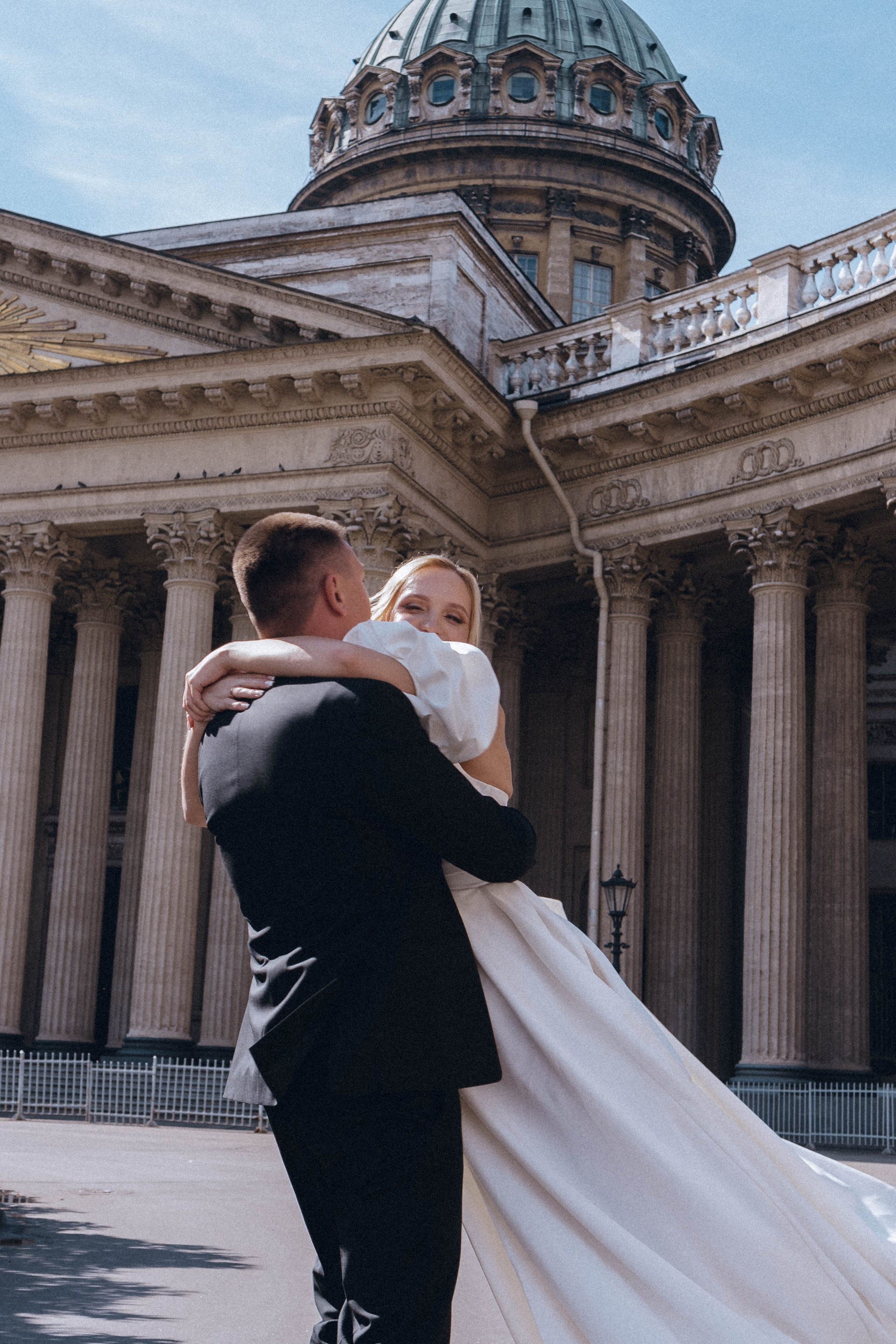 СВАДЕНБНАЯ СЬЕМКА НА КАТЕРЕ ПО КАНАЛАМ САНКТ-ПЕТЕРБУРГА И В АКВАТОРИИ НЕВЫ. Профессиональный фотограф, Санкт-Петербург — Виктория Богомолова