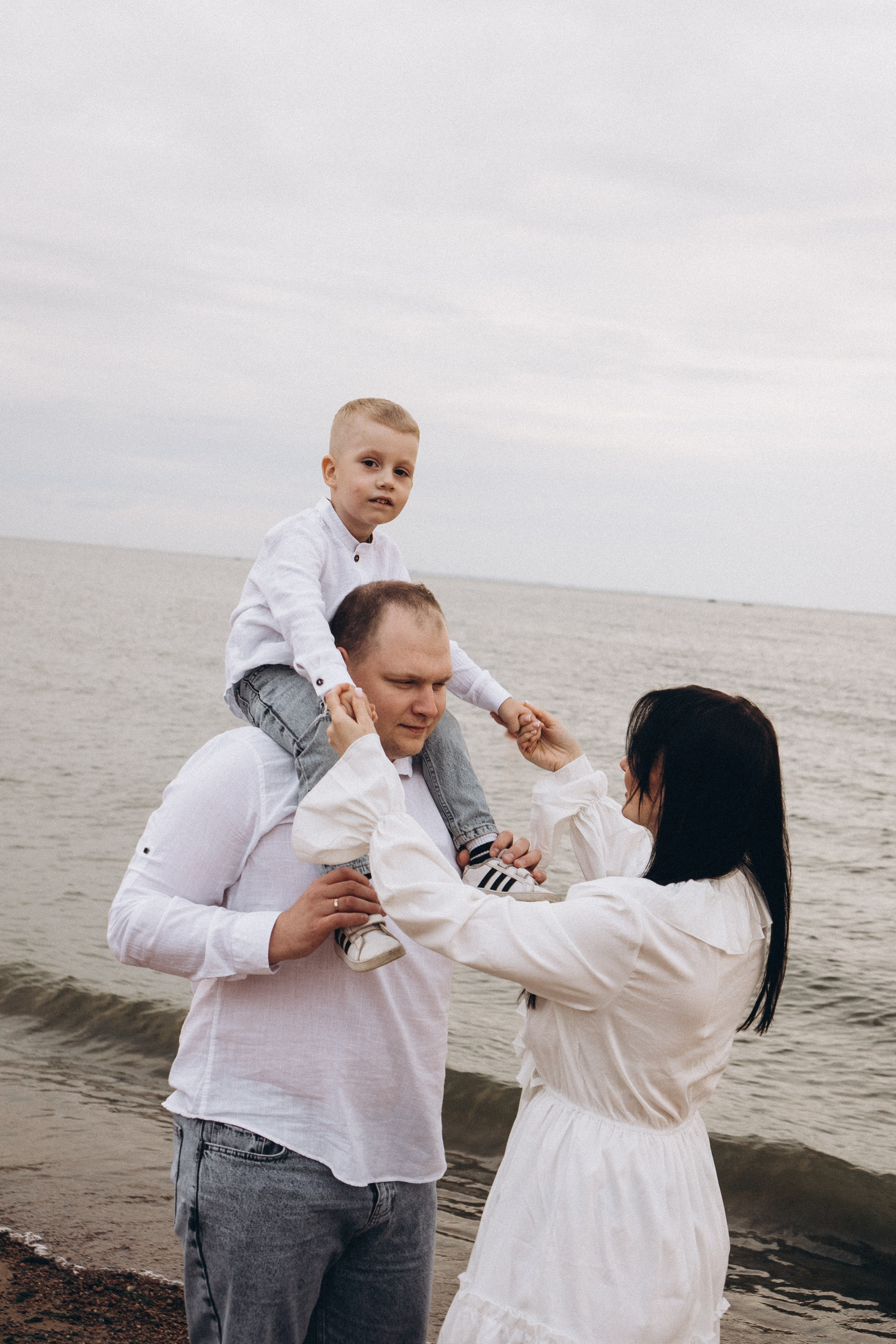 Семейная история на берегу залива. Профессиональный фотограф, Санкт-Петербург — Виктория Богомолова