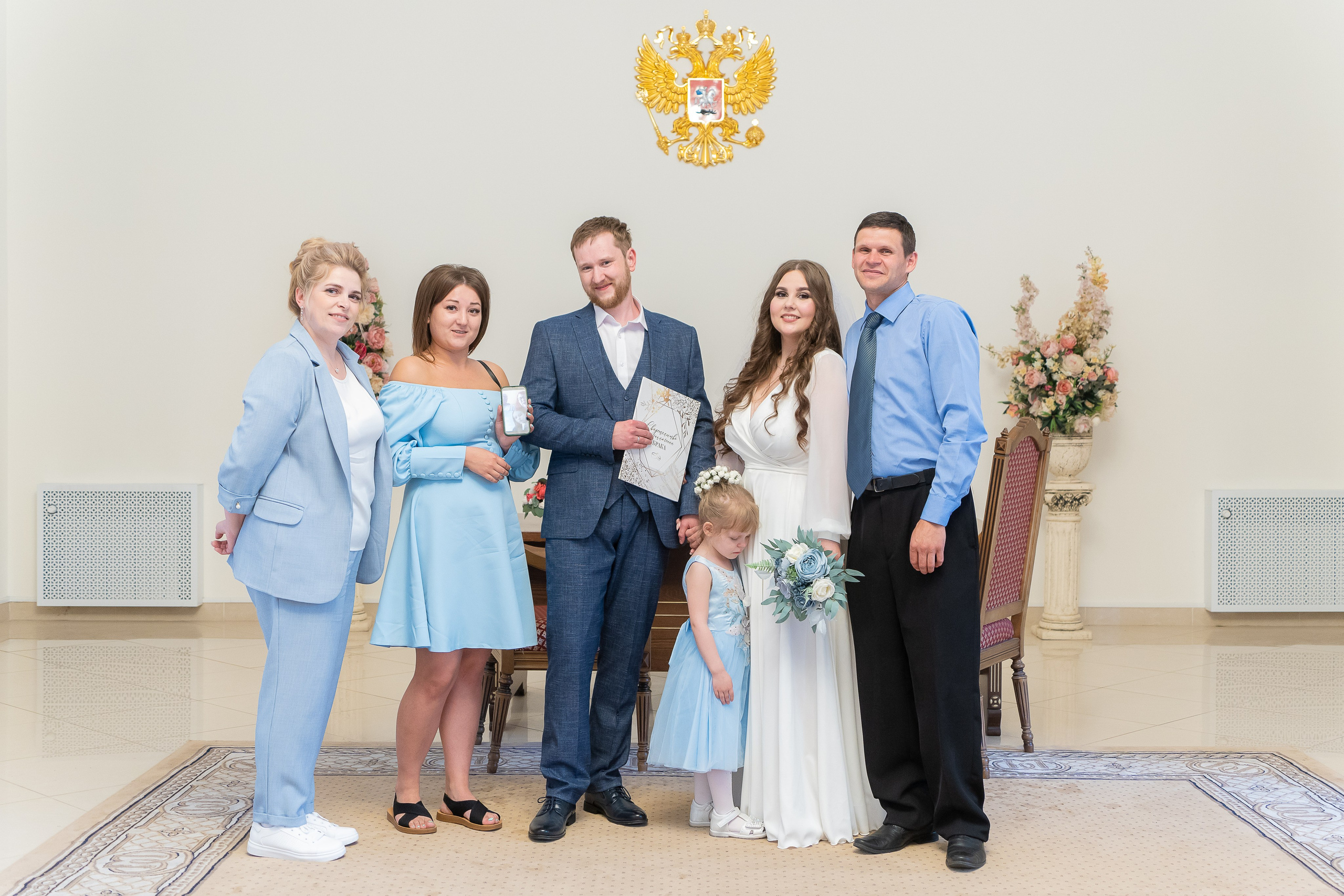 Таня и Вова. Регистрация и прогулка. Репортажный и интерьерный фотограф Александра Солдатова