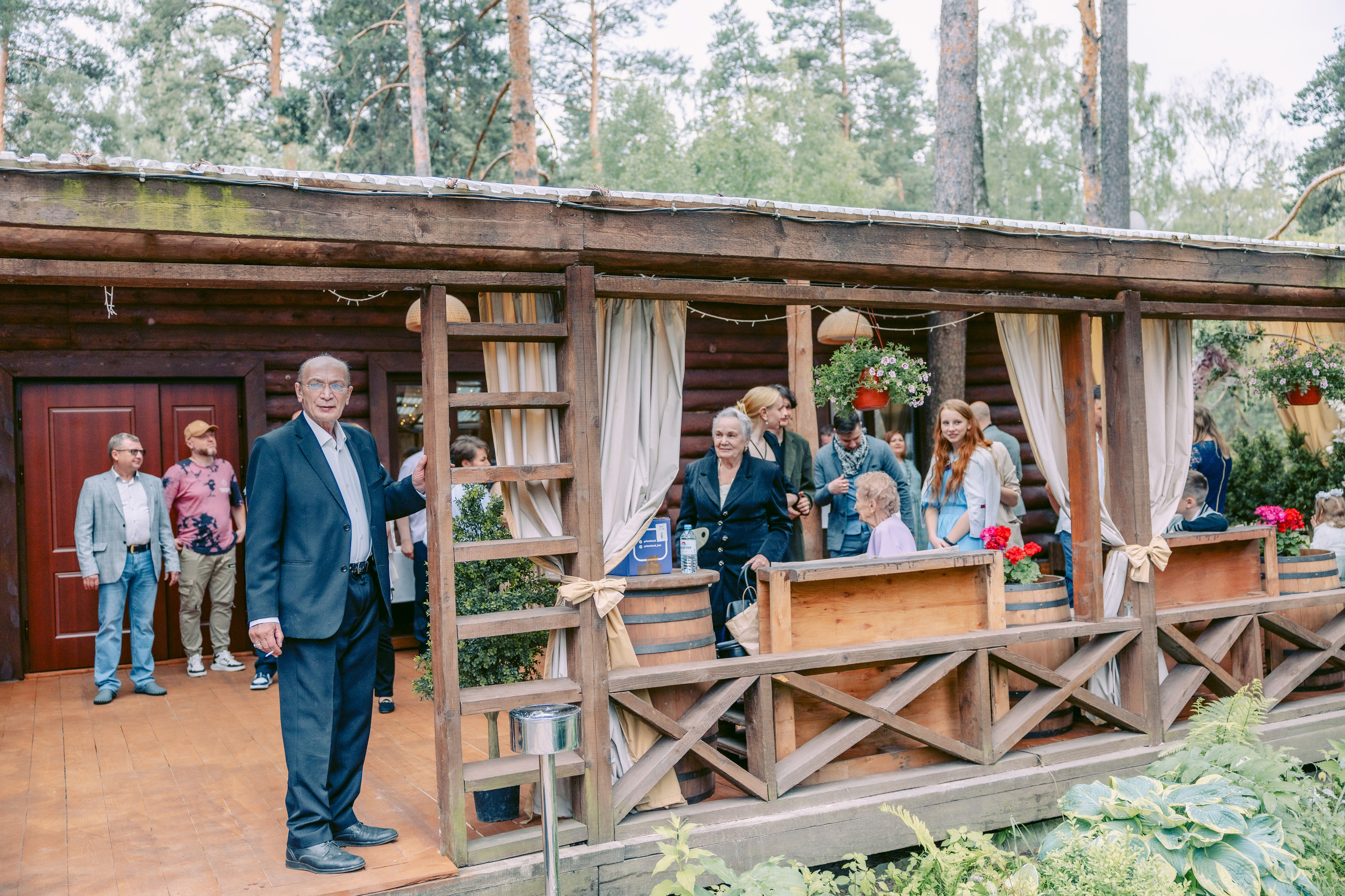 Свадьба в Кудиново. Конюшня. Репортажный и студийный фотограф в Москве — Софи