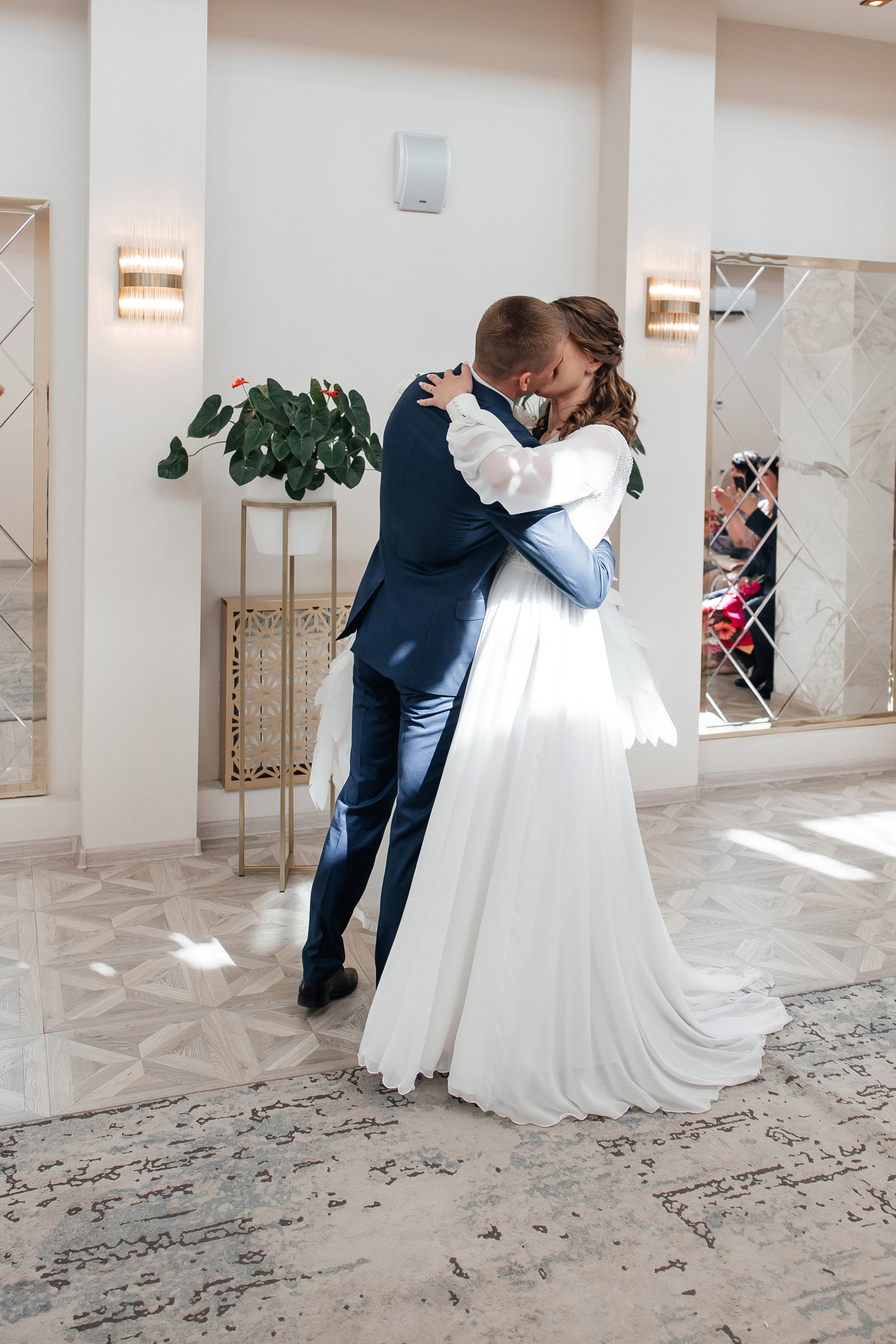 Свадебные сборы. Савеловский ЗАГС. Репортажный и студийный фотограф в Москве — Софи