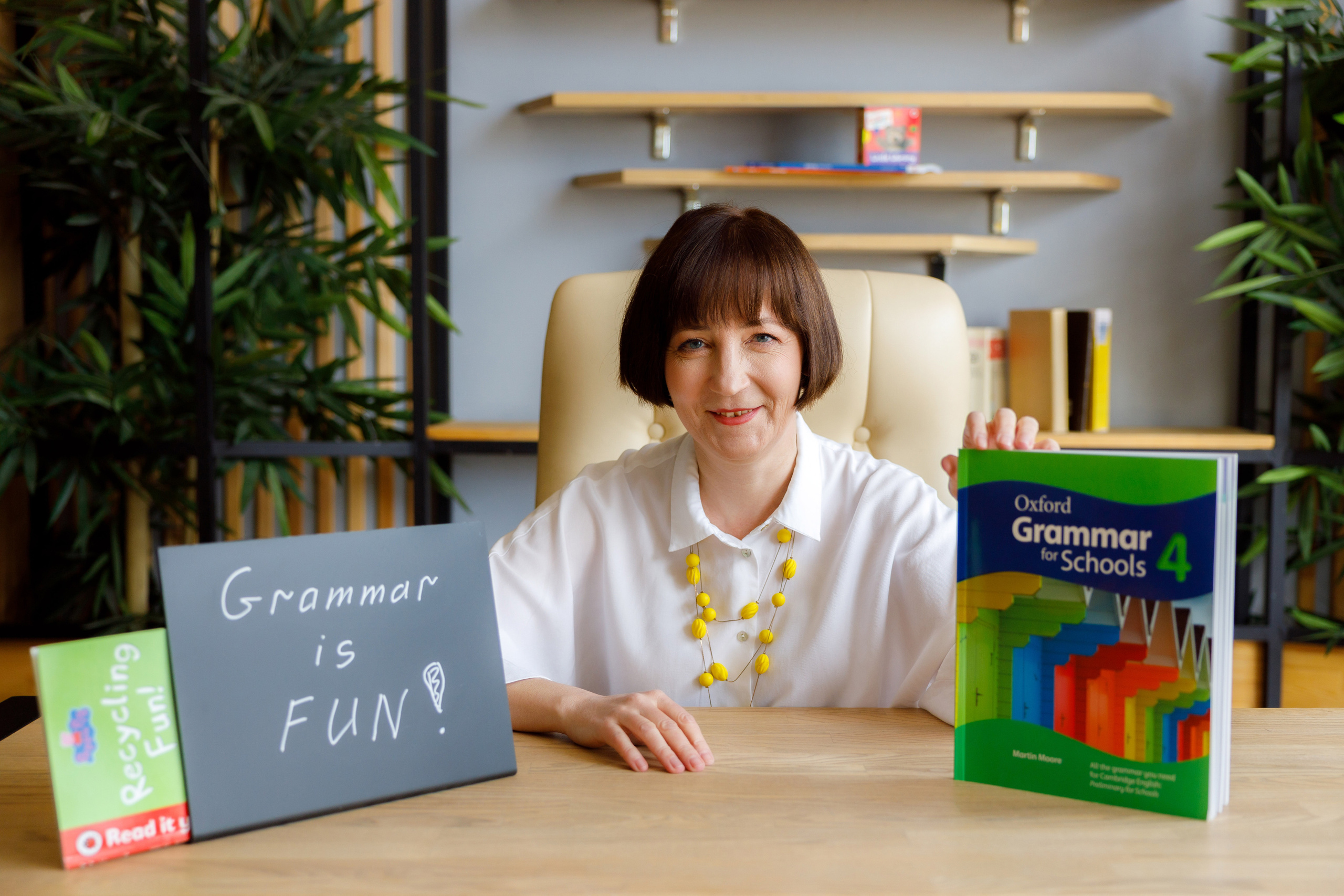 Контент-фотосессия для репетитора по английскому языку. Репортажный и студийный фотограф в Москве — Софи