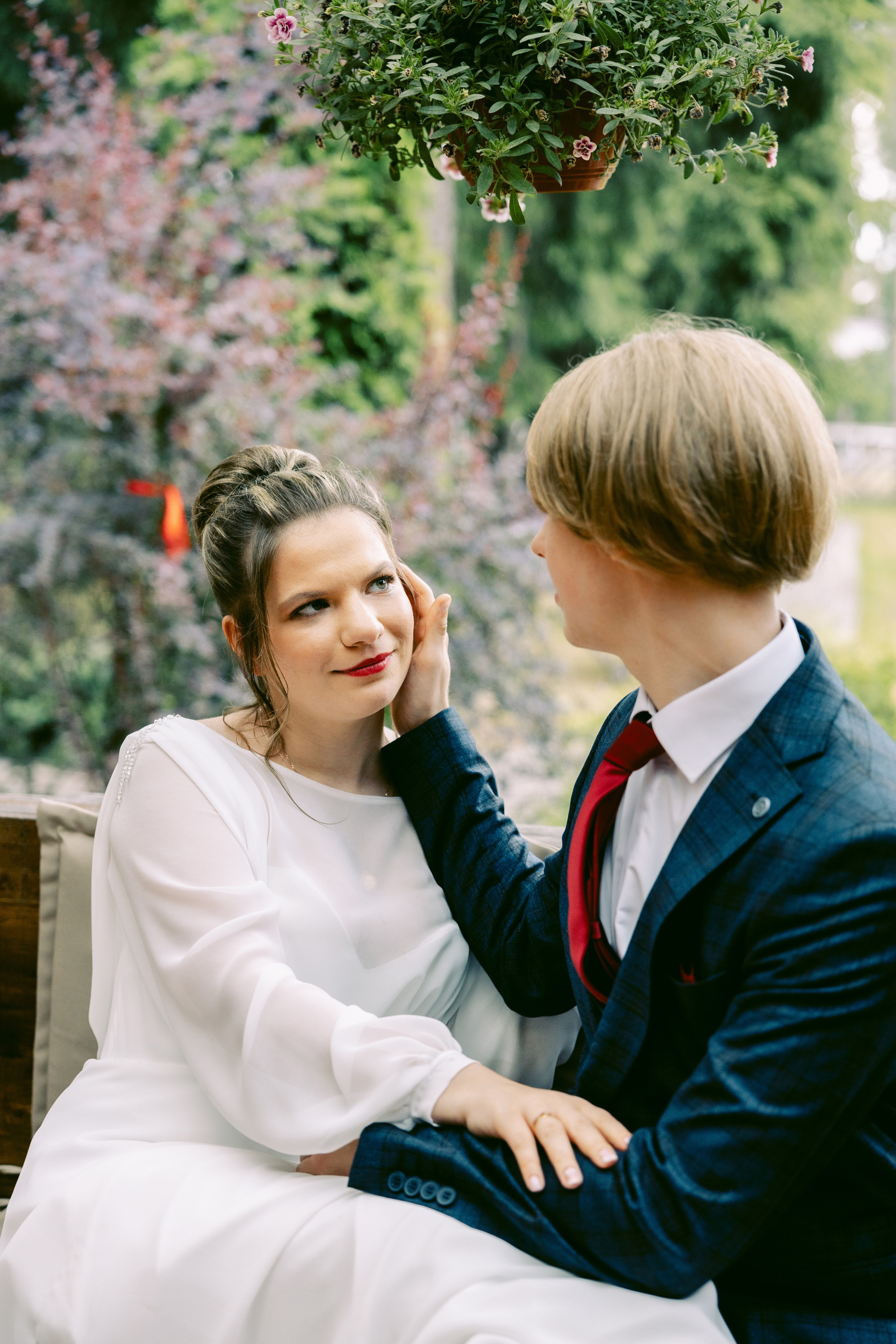 Свадьба в Кудиново. Конюшня. Репортажный и студийный фотограф в Москве — Софи