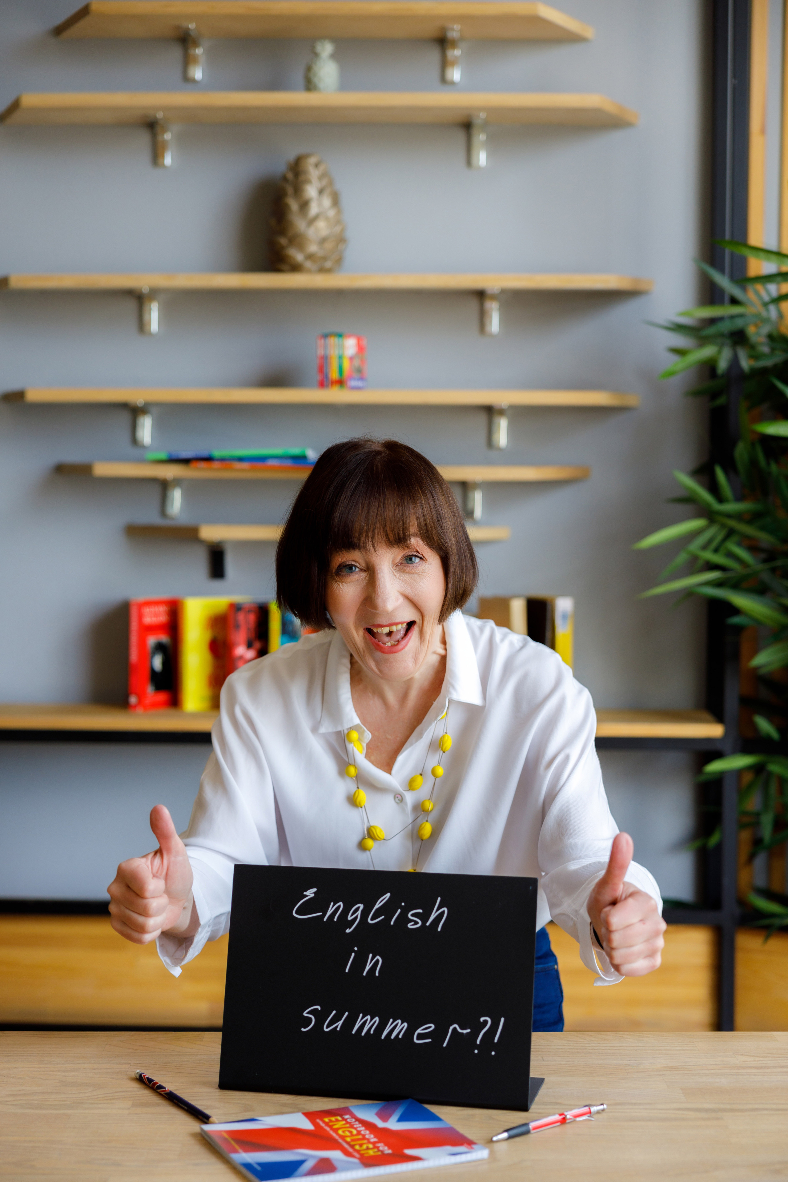 Контент-фотосессия для репетитора по английскому языку. Репортажный и студийный фотограф в Москве — Софи