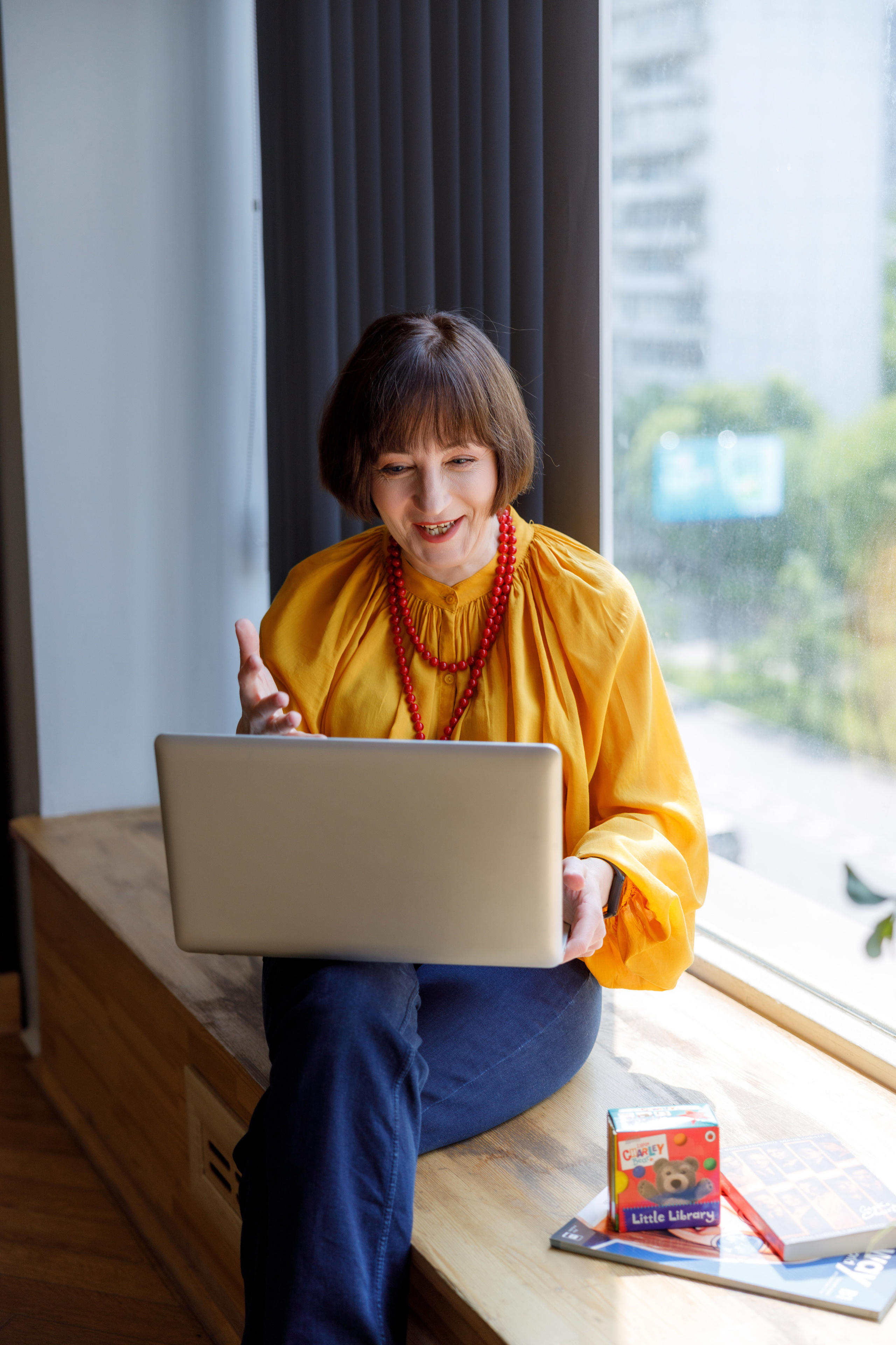 Контент-фотосессия для репетитора по английскому языку. Репортажный и студийный фотограф в Москве — Софи