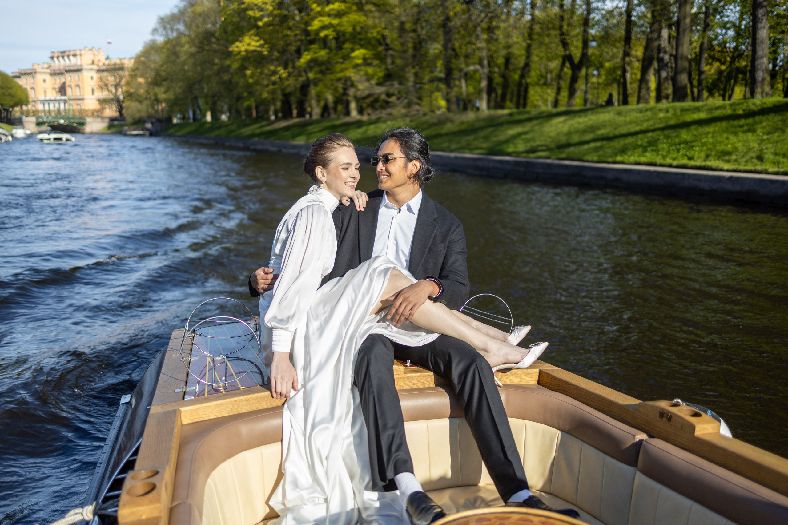 Двое в лодке, не считая собаки. Репортажный и студийный фотограф в Москве — Софи