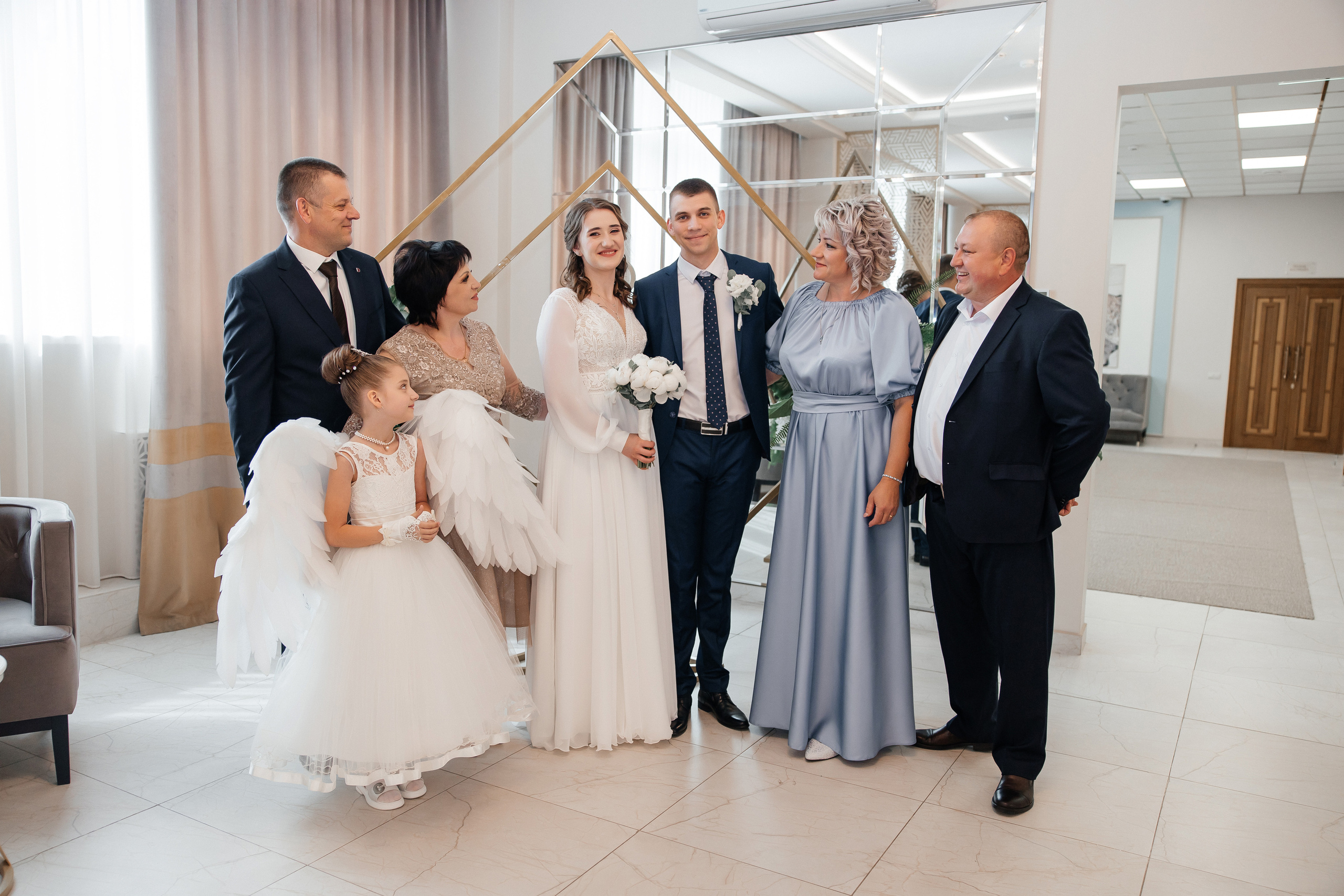 Свадебные сборы. Савеловский ЗАГС. Репортажный и студийный фотограф в Москве — Софи