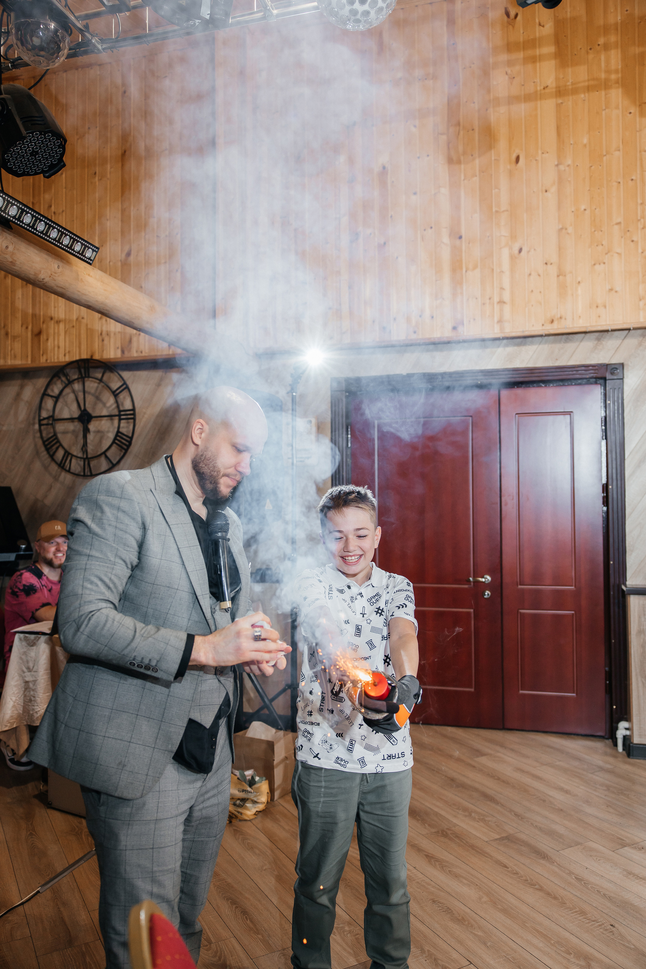 Свадьба в Кудиново. Конюшня. Репортажный и студийный фотограф в Москве — Софи