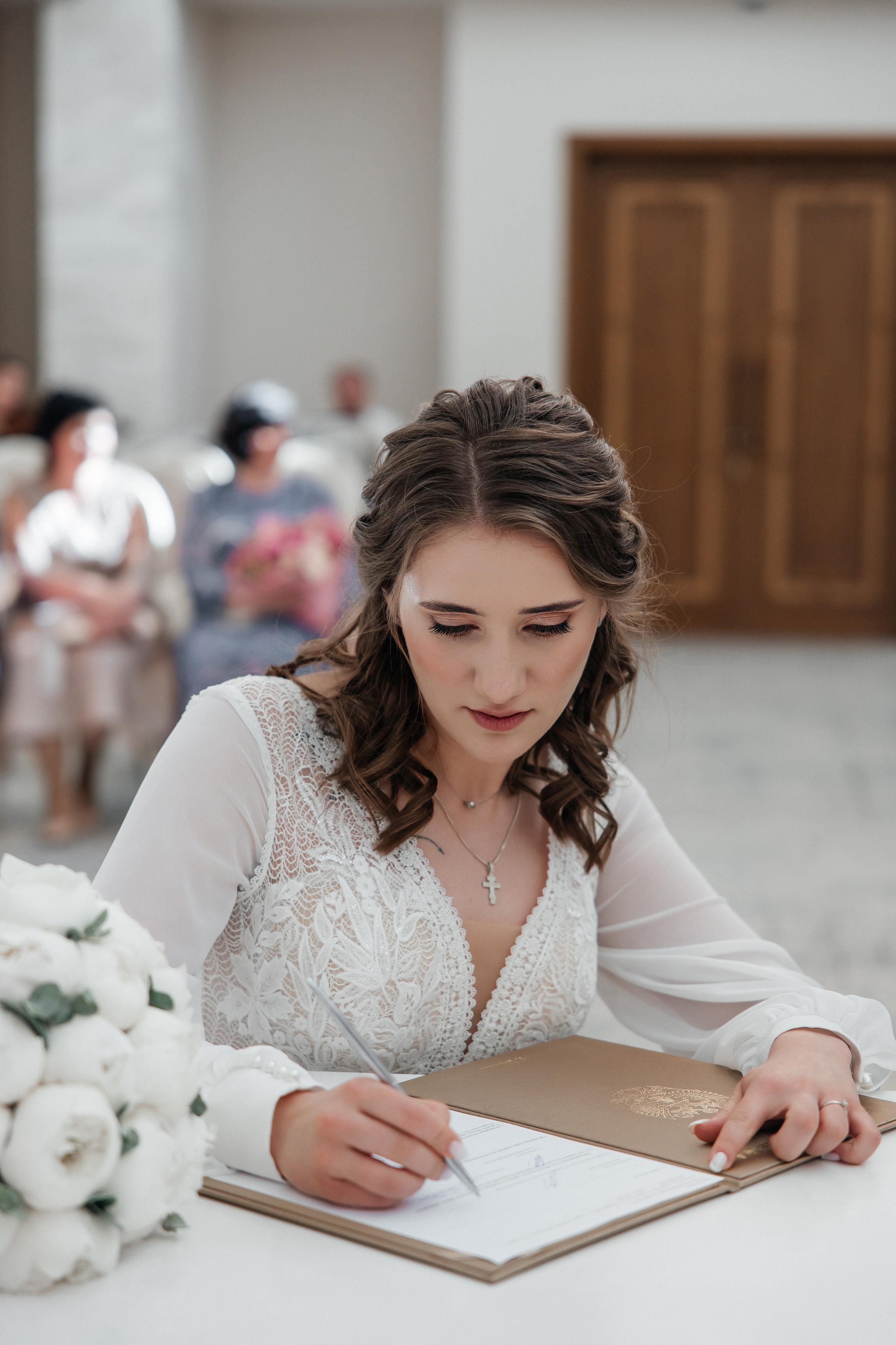 Свадебные сборы. Савеловский ЗАГС. Репортажный и студийный фотограф в Москве — Софи