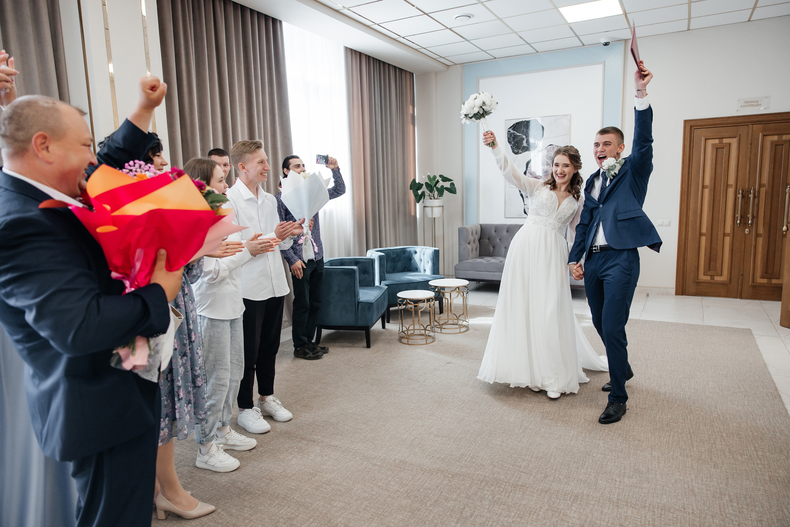 Свадебные сборы. Савеловский ЗАГС. Репортажный и студийный фотограф в Москве — Софи