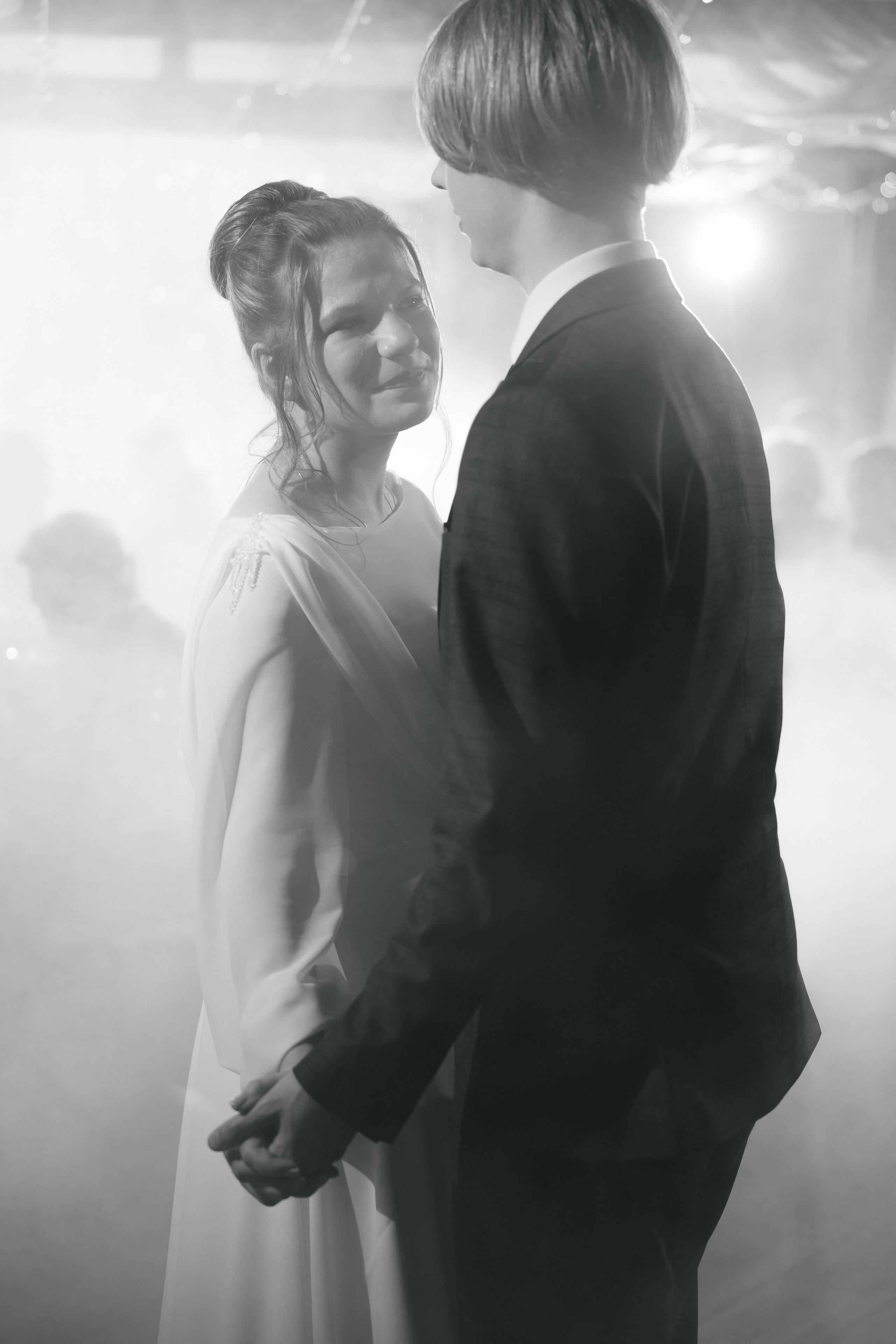 Свадьба в Кудиново. Конюшня. Репортажный и студийный фотограф в Москве — Софи