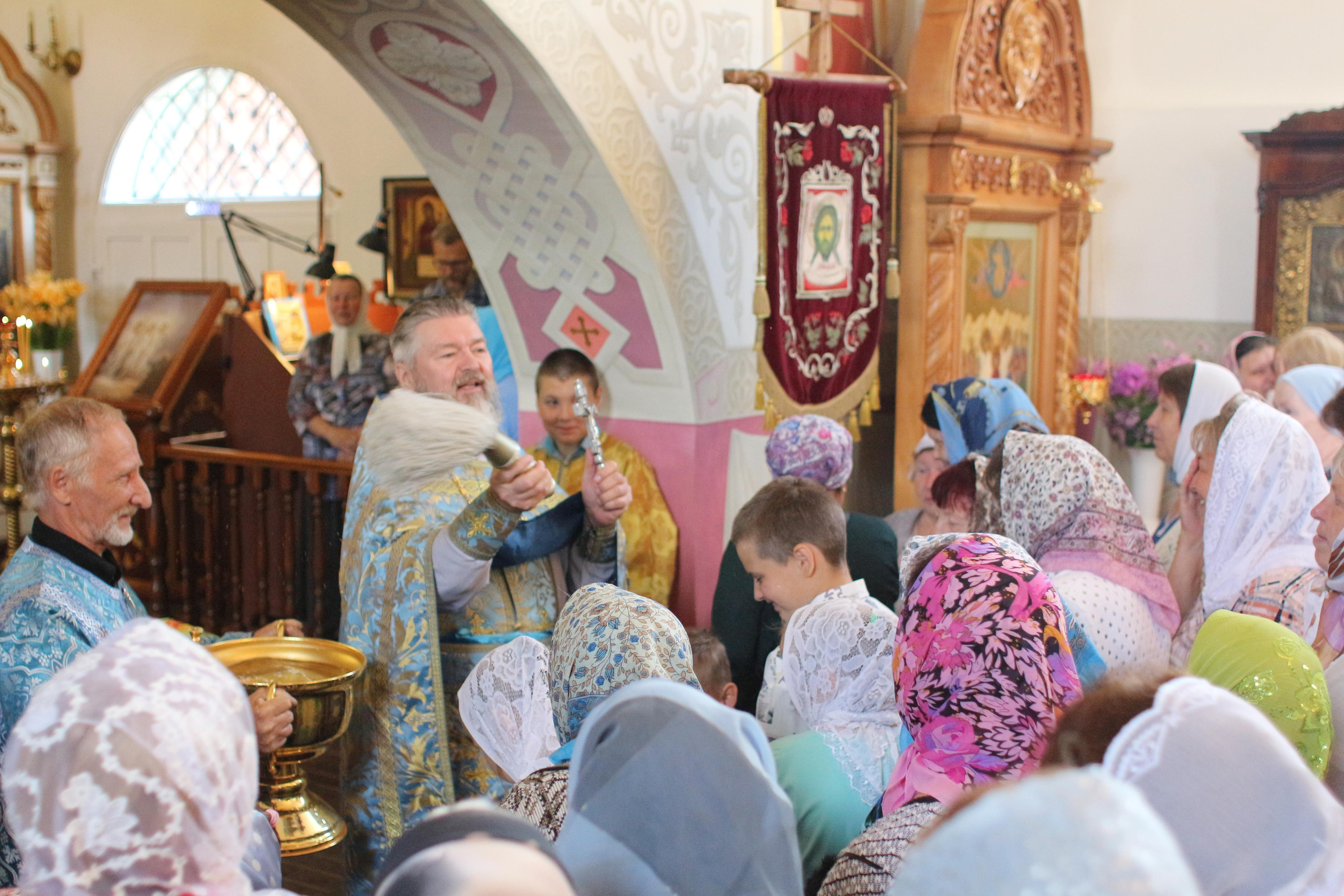 21 июля. Праздник Явления Казанской иконы Божией Матери. Вознесенский храм села Барановское