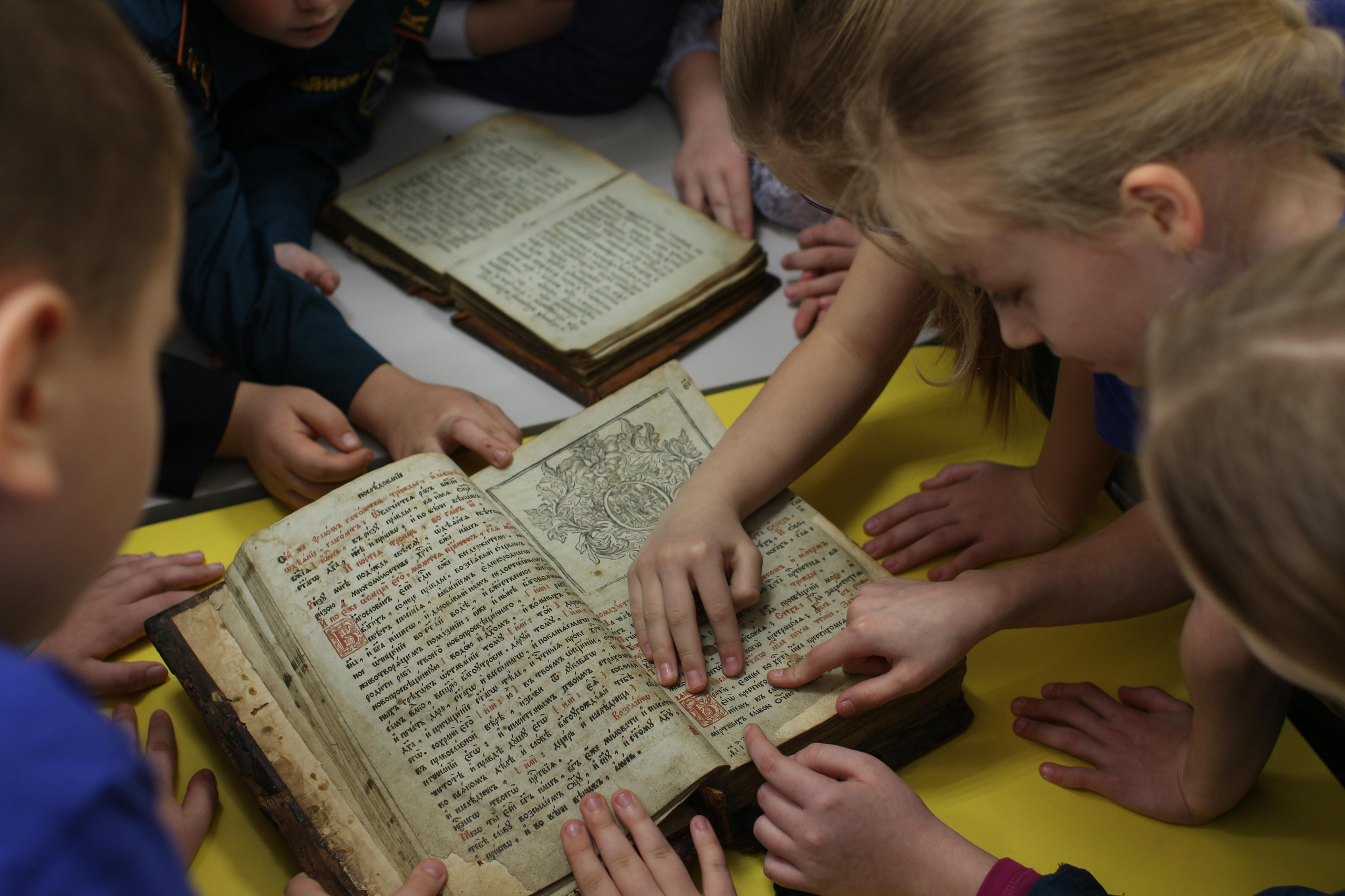 День православной книги в библиотеке с. Барановское. 2022 год