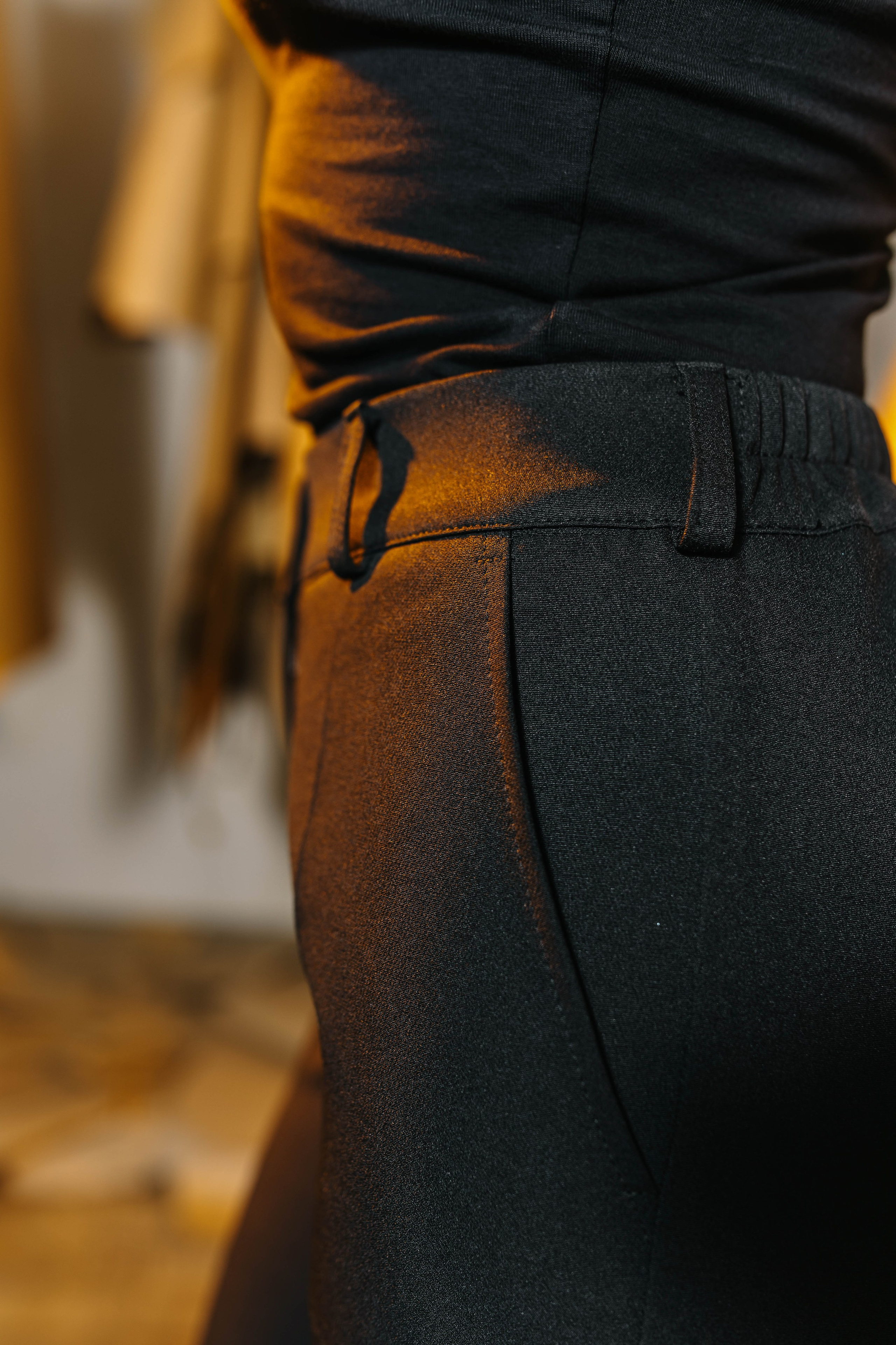 Реклама Брюк. Профессиональный фотограф