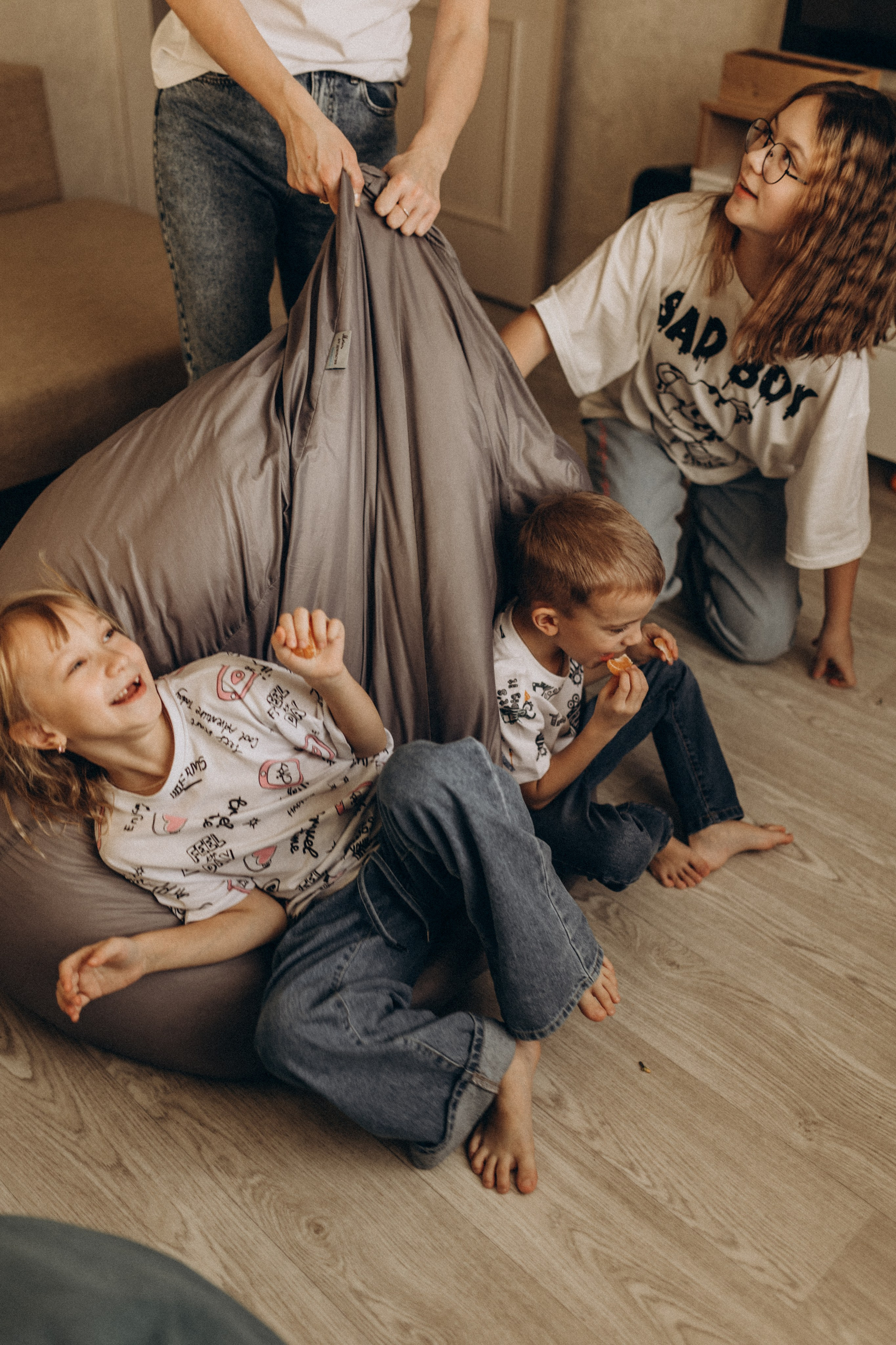 Алена, София, Лилия и Егор. Семейный фотограф lifestyle в Новосибирске Елена Шпилевая