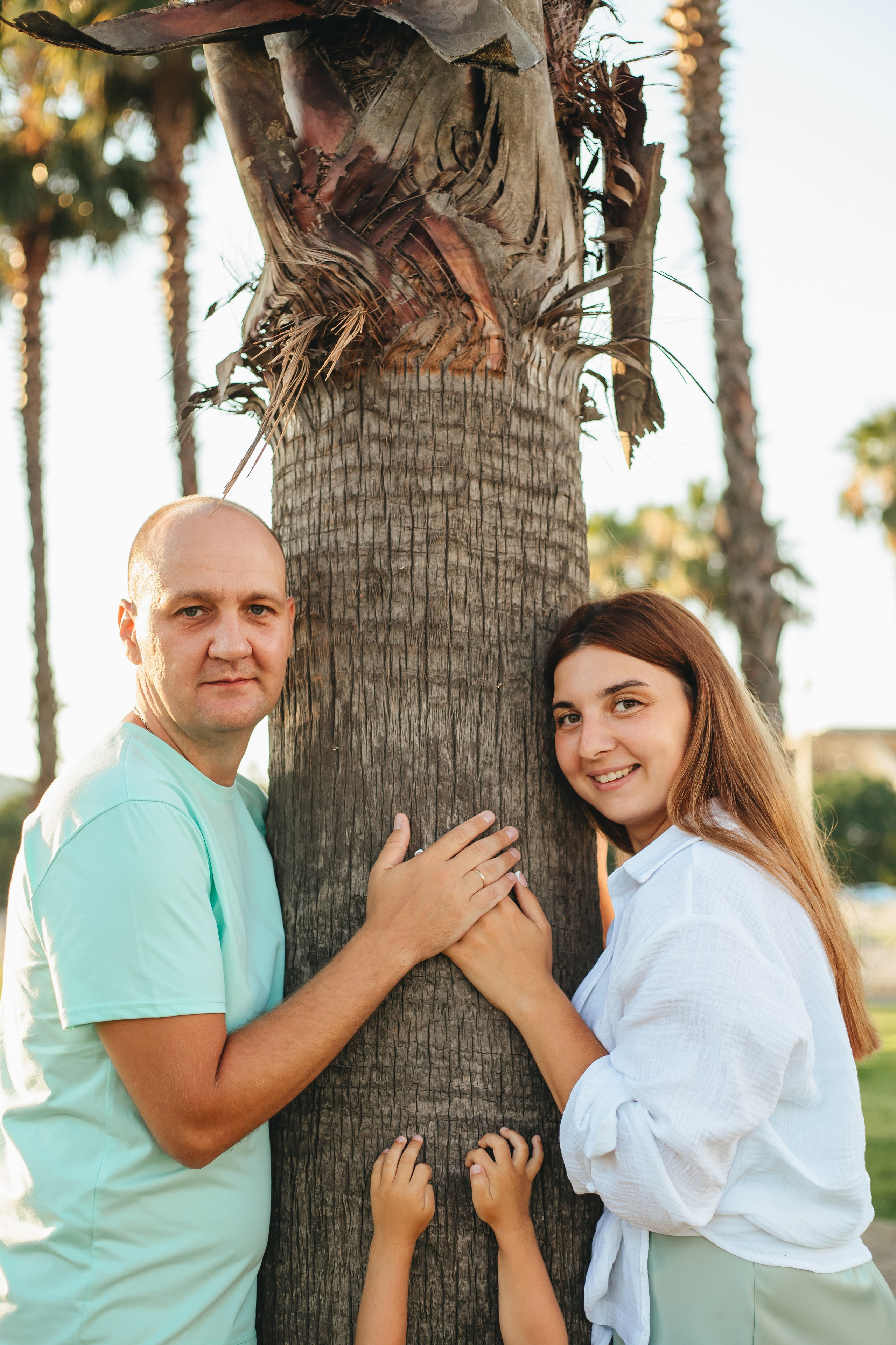 На берегу моря. Семейный и свадебный фотограф Сочи Адлер Сириус Красная поляна