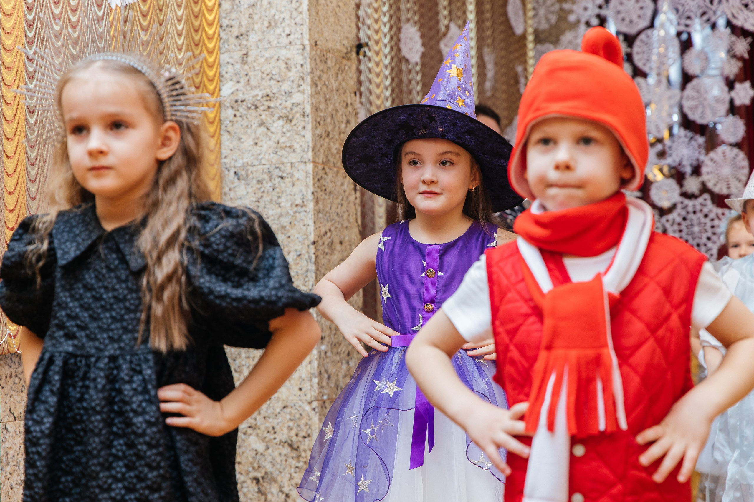 Детский сад № 93 — Утренник (27.12.2024). Свадебный и семейный фотограф Крамар Наталья