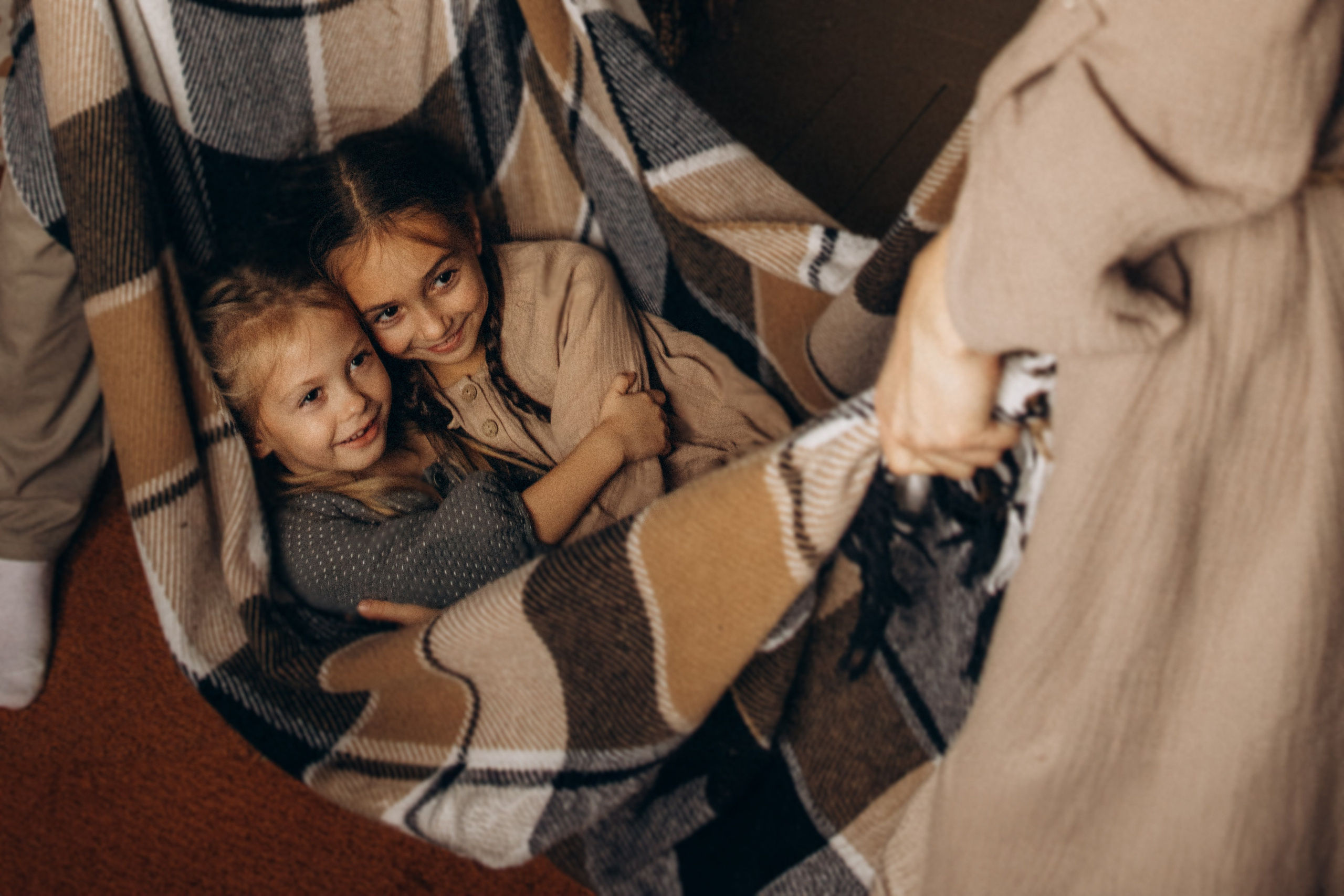 Юлия, Виктор, Саша, Настя, Ксюша и Аленка. Фотограф В Москве и Подольске Лена Иванова