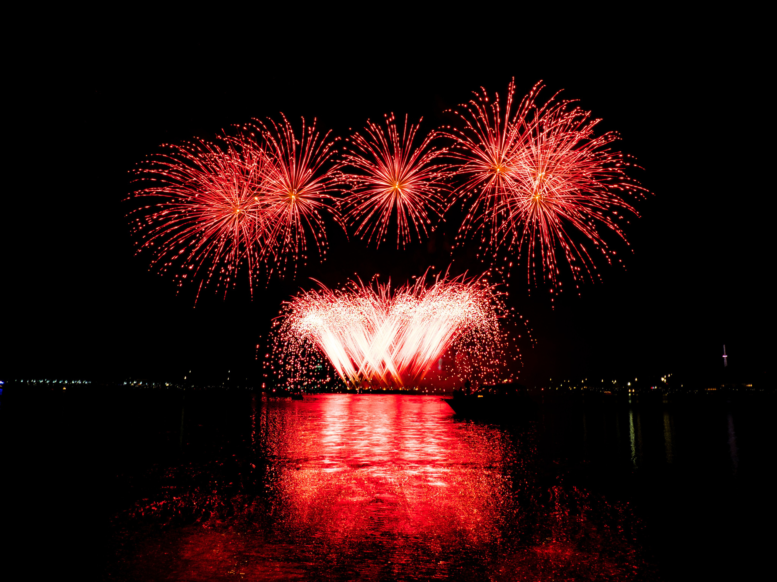 Фестиваль фейерверков «Серебряная ладья». Главная