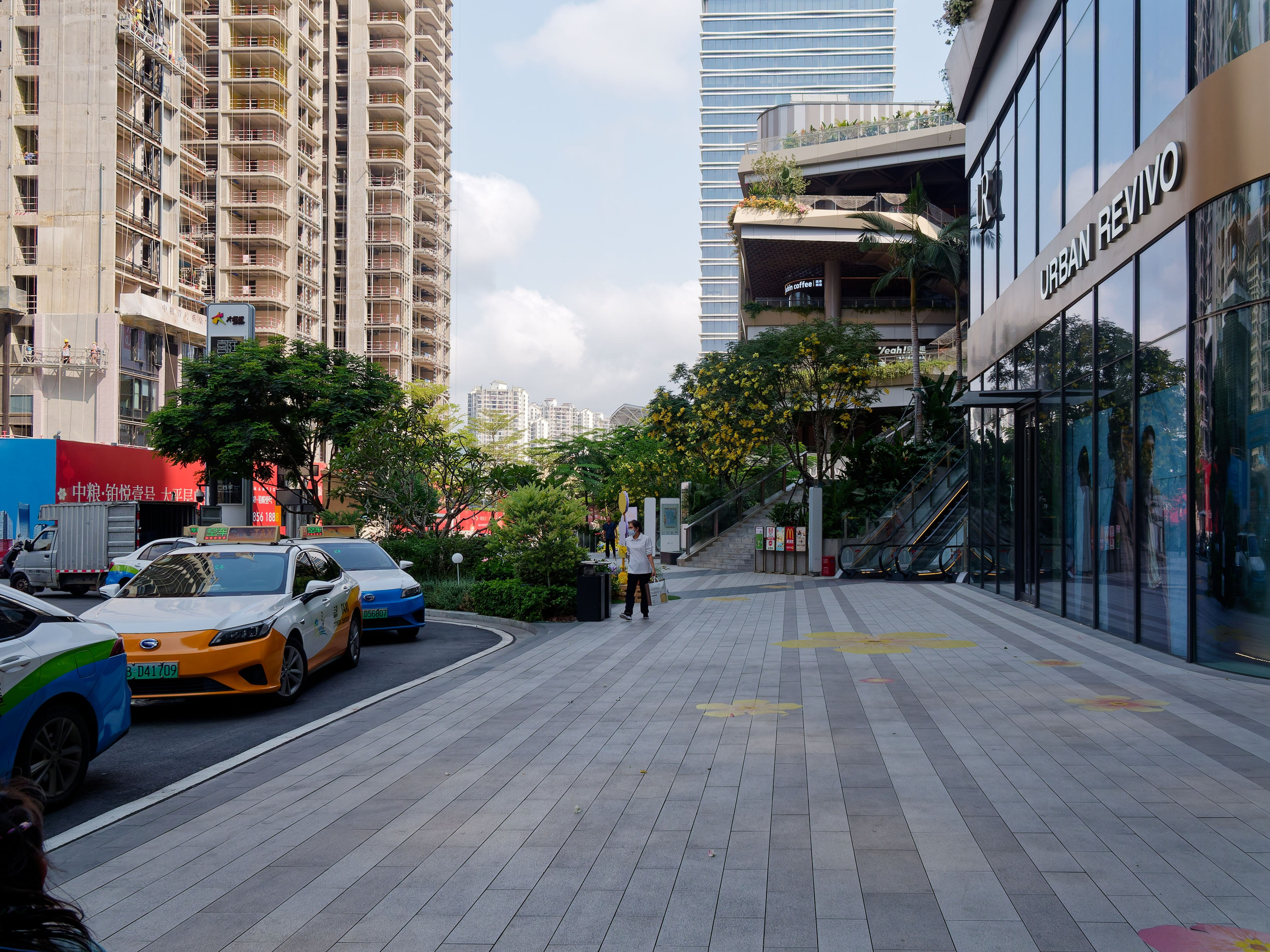 Хайнань 2026, Санья, Торговый центр «Joy City». Фотопрогулки по Миру