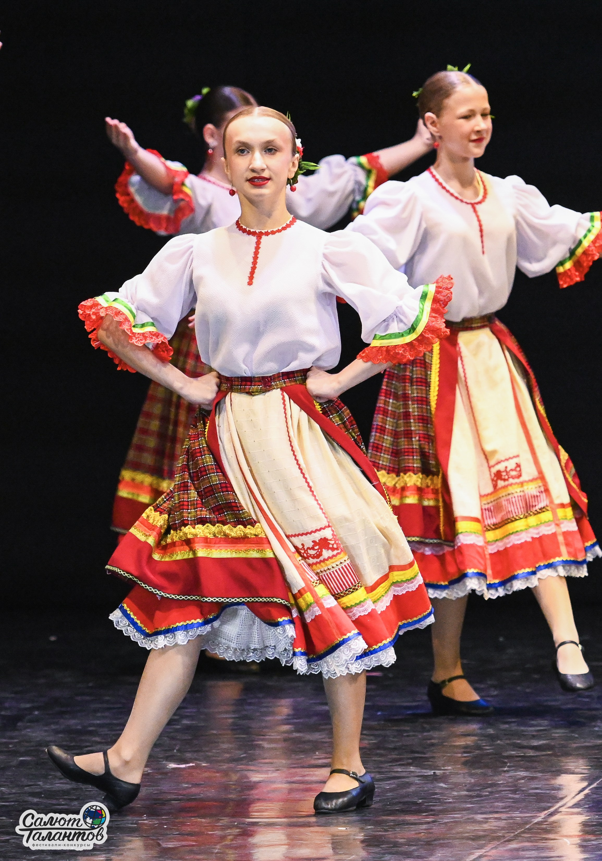 05.07.2025 «Салют Талантов» 10-й Фестиваль-Конкурс «ПО МЕСТАМ ВОИНСКОЙ СЛАВЫ» г. Волгоград. Медиастудия Фото Концепт