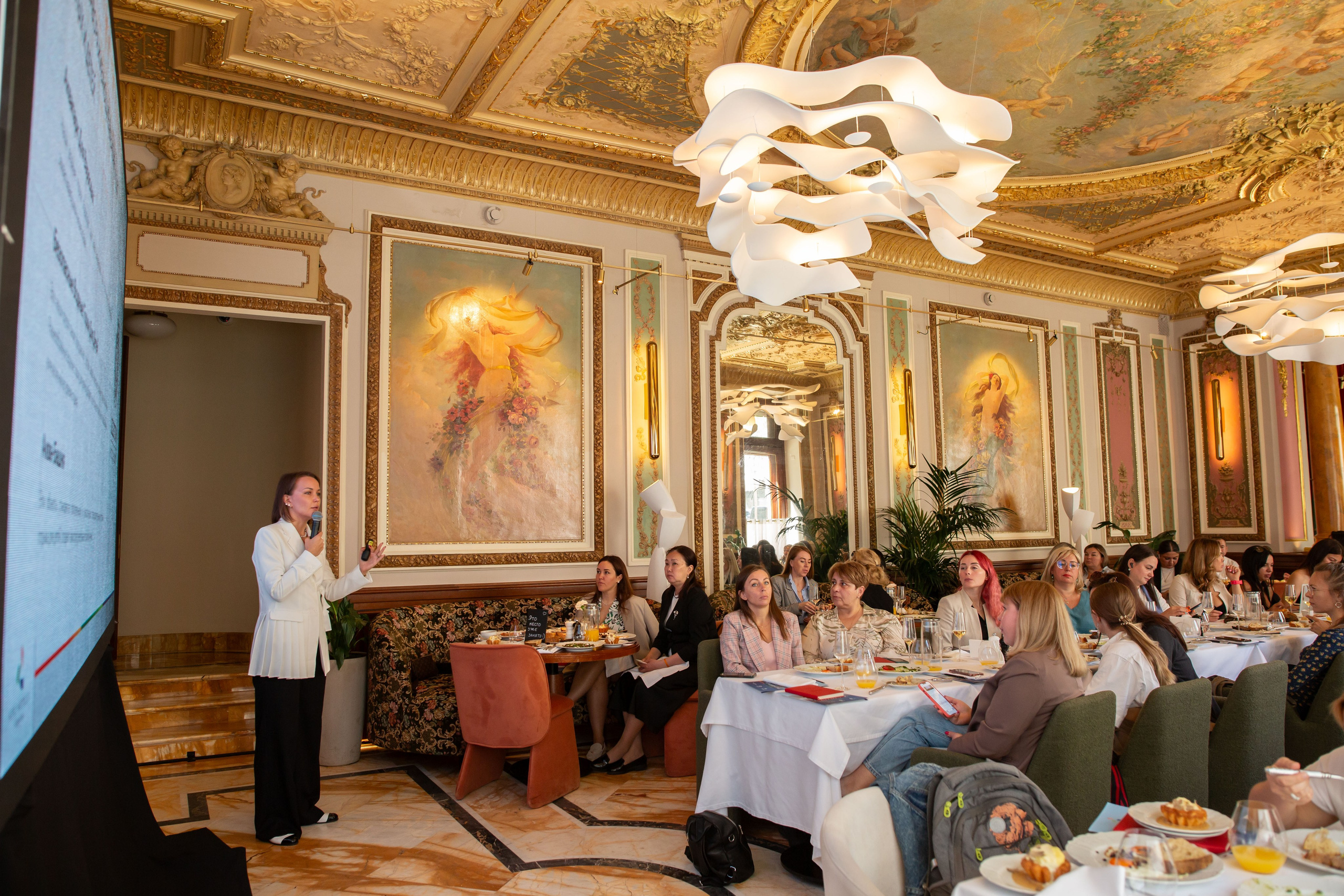 Ресторан Savoy Москва. Семейный и детский фотограф Анна Петракова