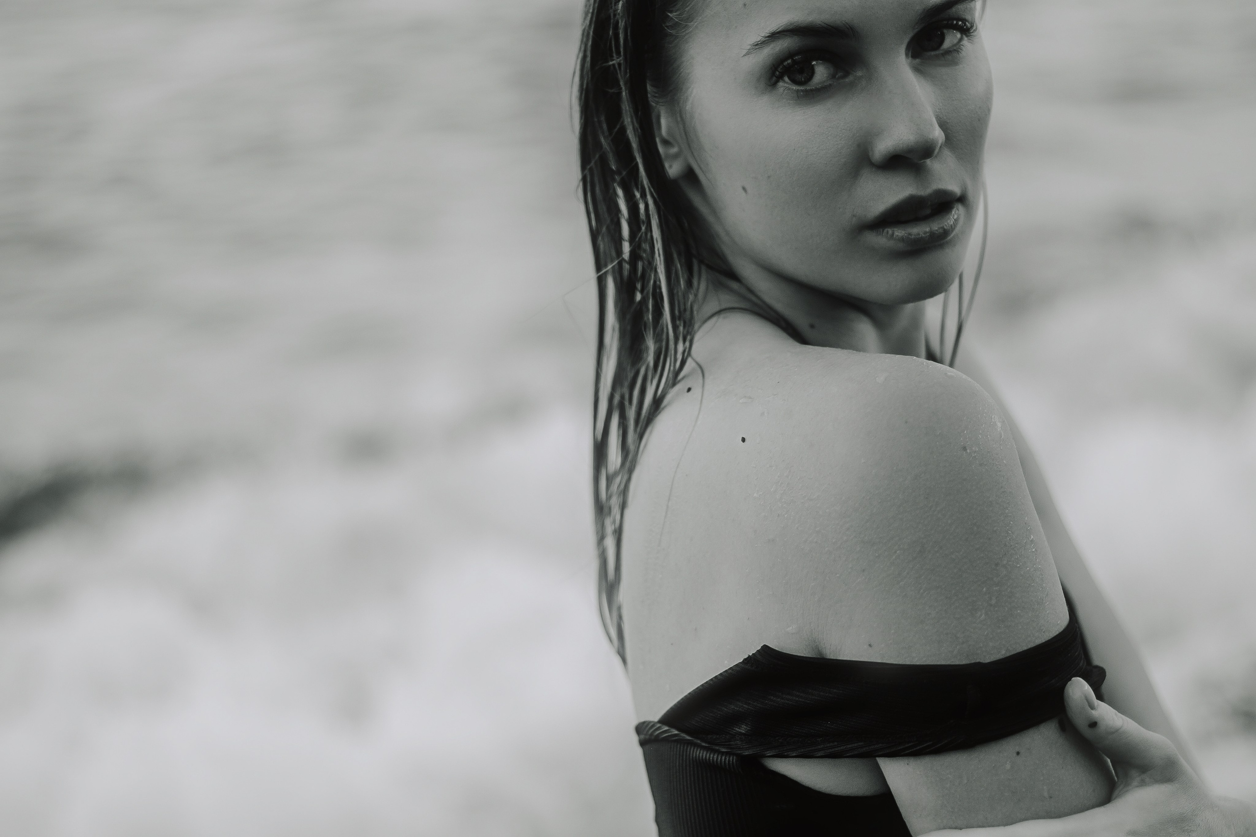 Дарья на улицах Гурзуфа и в объятиях Черного моря. Фотограф в Крыму | Виктория Нотевская